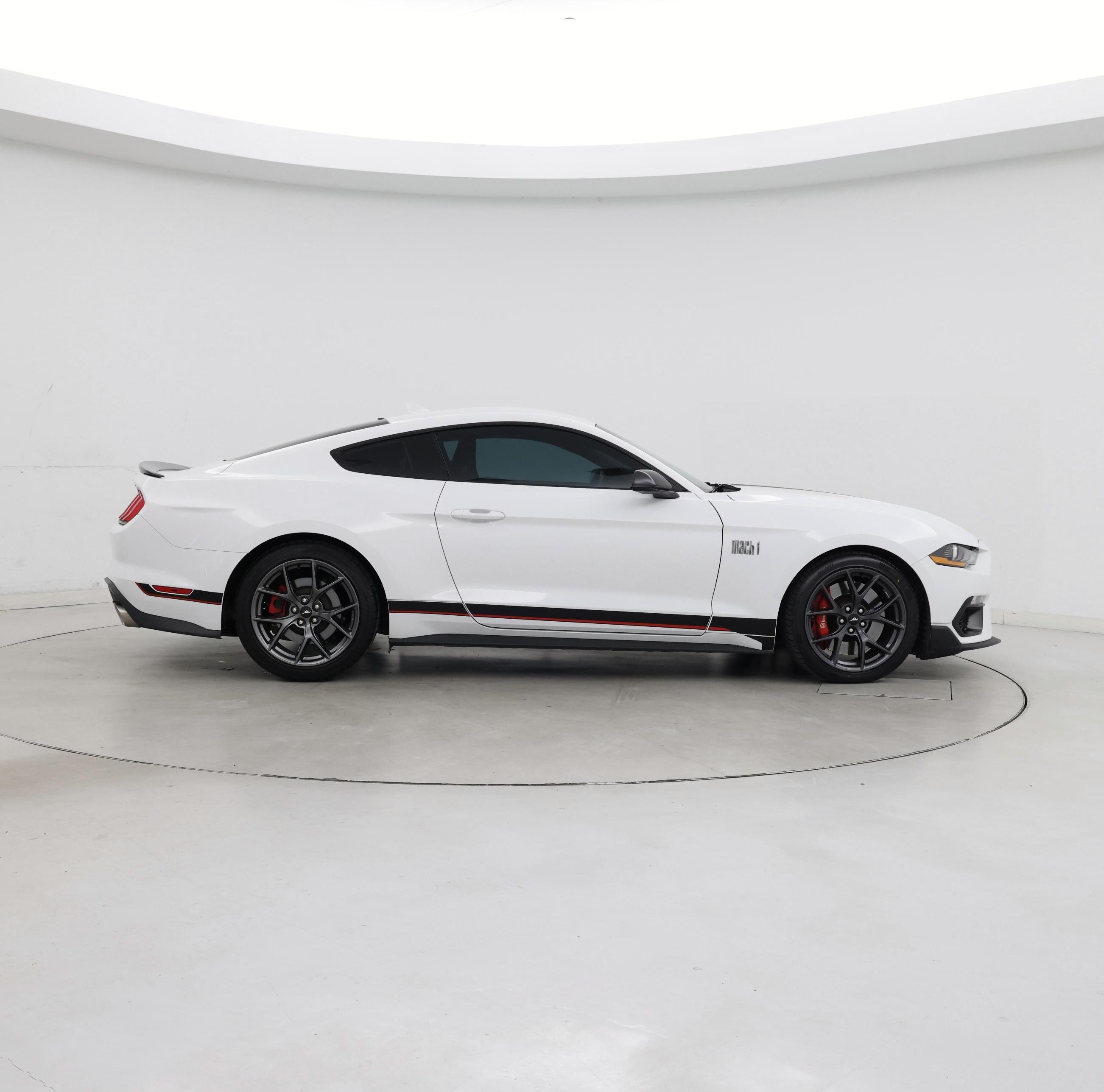 Thumbnail: 2022 Ford Mustang - 7