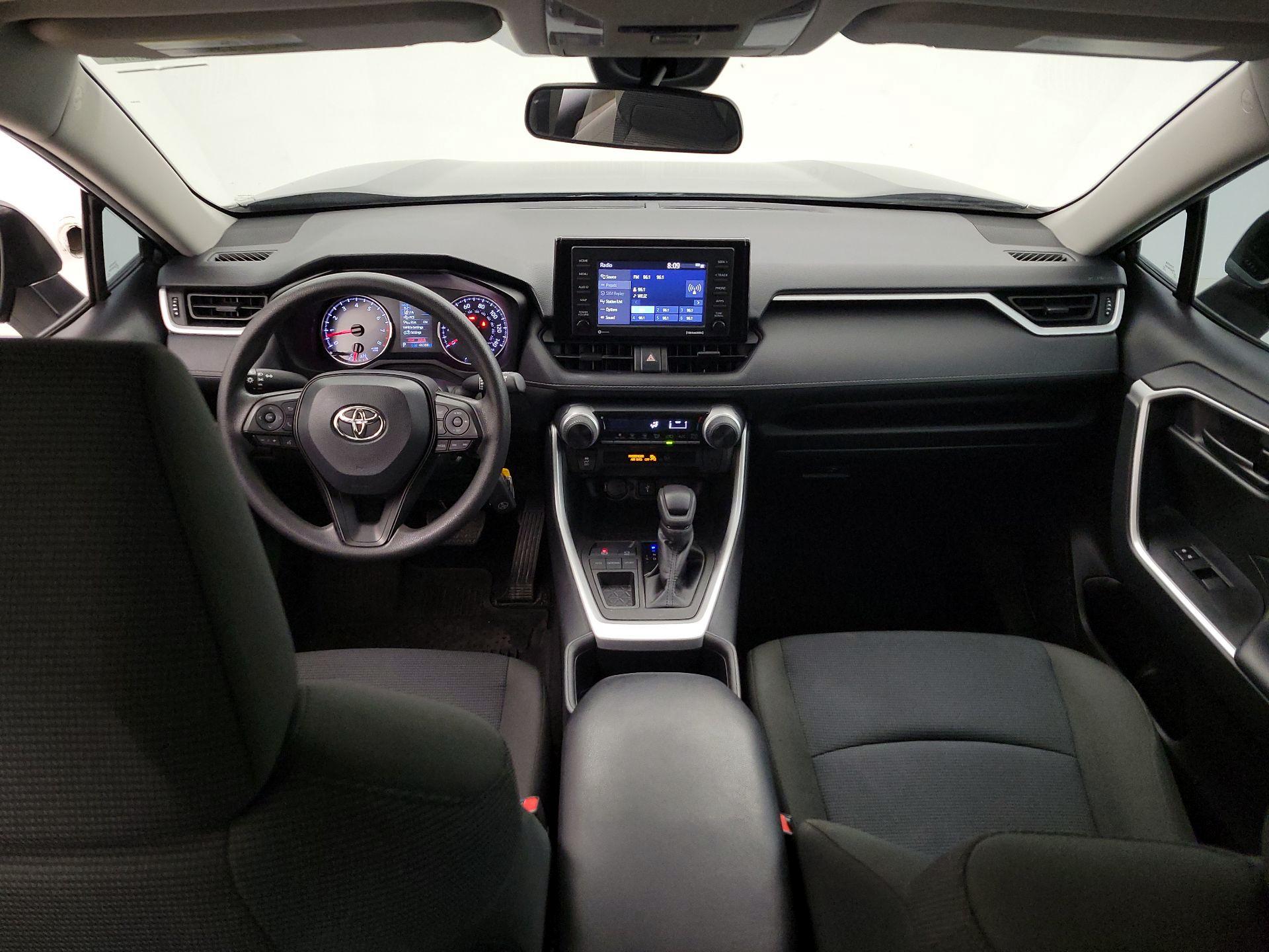 Thumbnail: 2022 Toyota RAV4 - 9