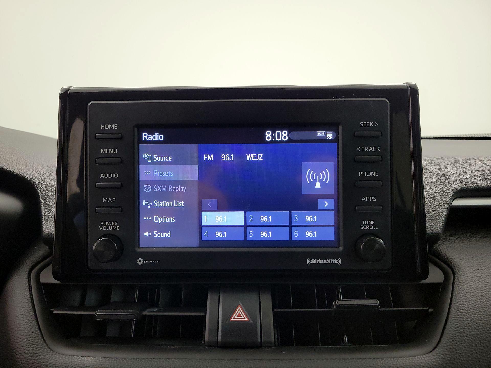 Thumbnail: 2022 Toyota RAV4 - 15