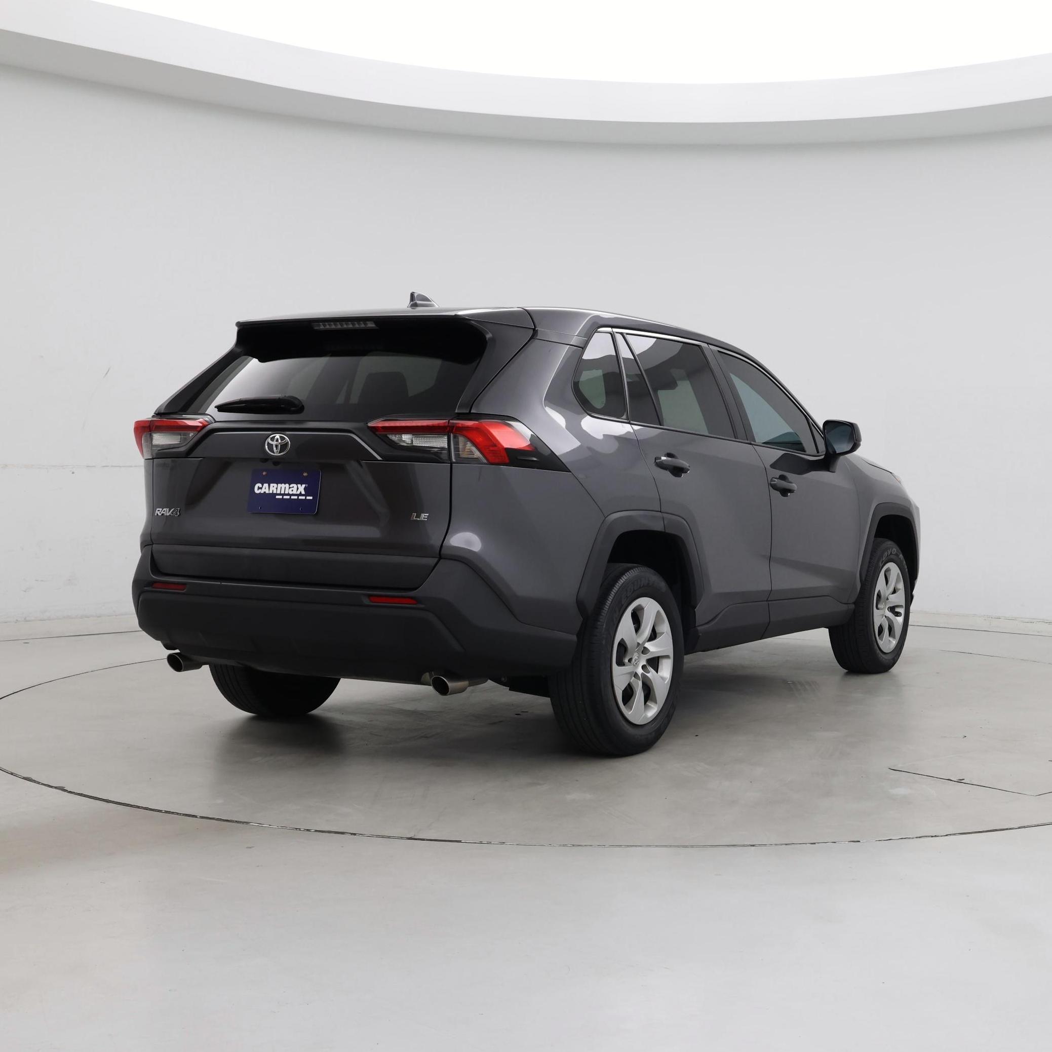 Thumbnail: 2022 Toyota RAV4 - 8