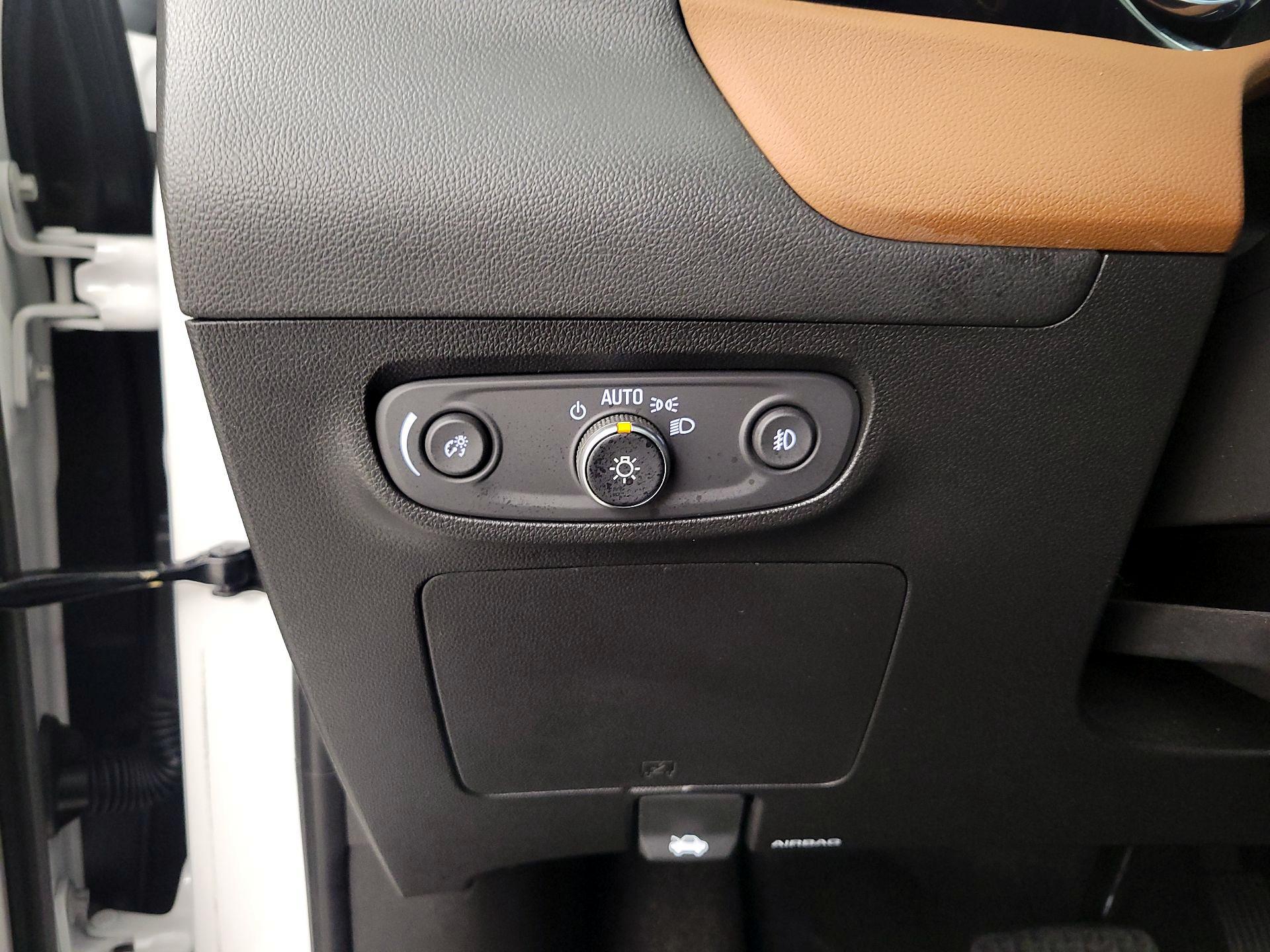 Thumbnail: 2021 Buick Encore GX - 14