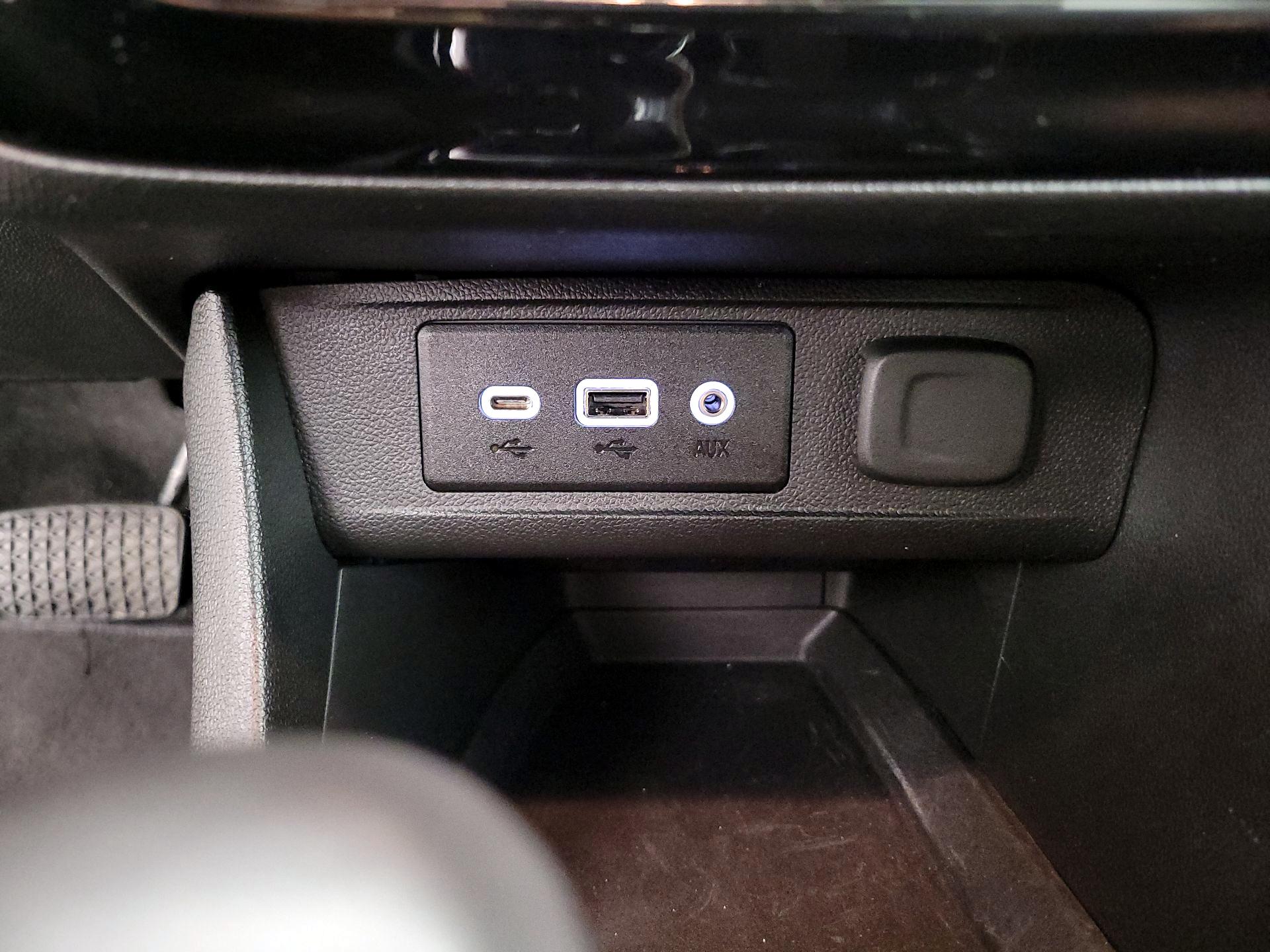 Thumbnail: 2021 Buick Encore GX - 19