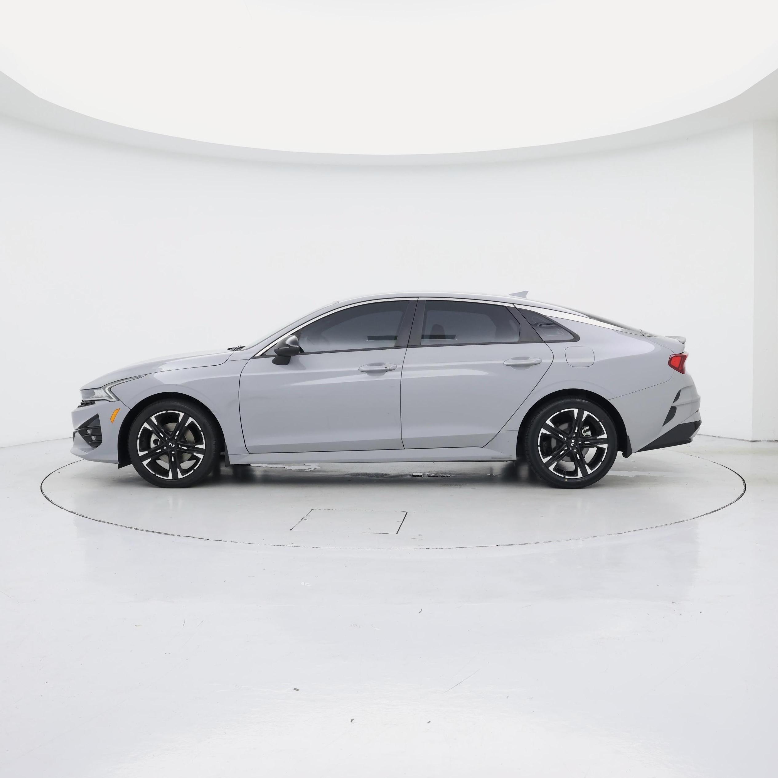 Thumbnail: 2021 Kia K5 - 3