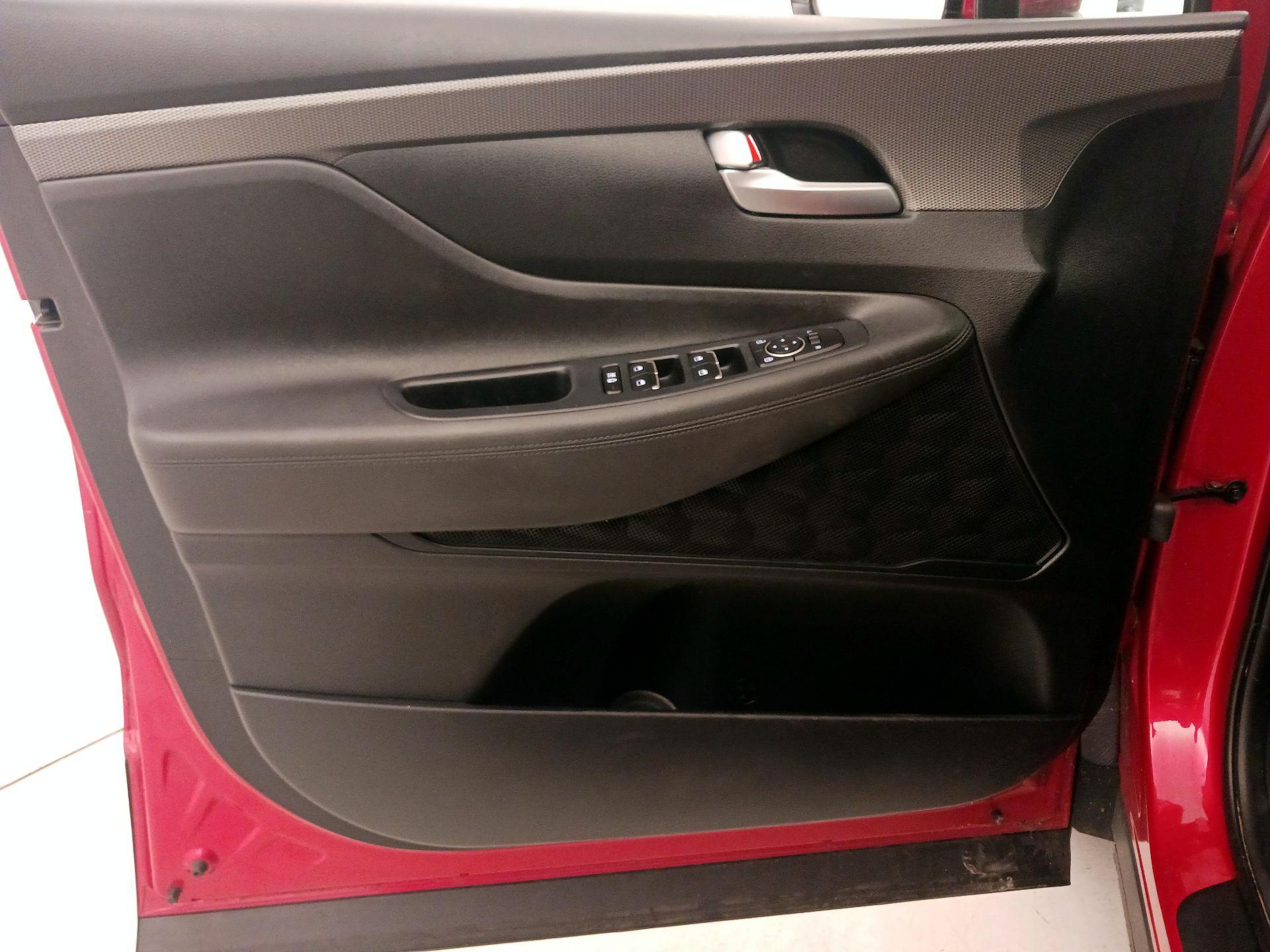 Thumbnail: 2020 Hyundai Santa Fe - 12