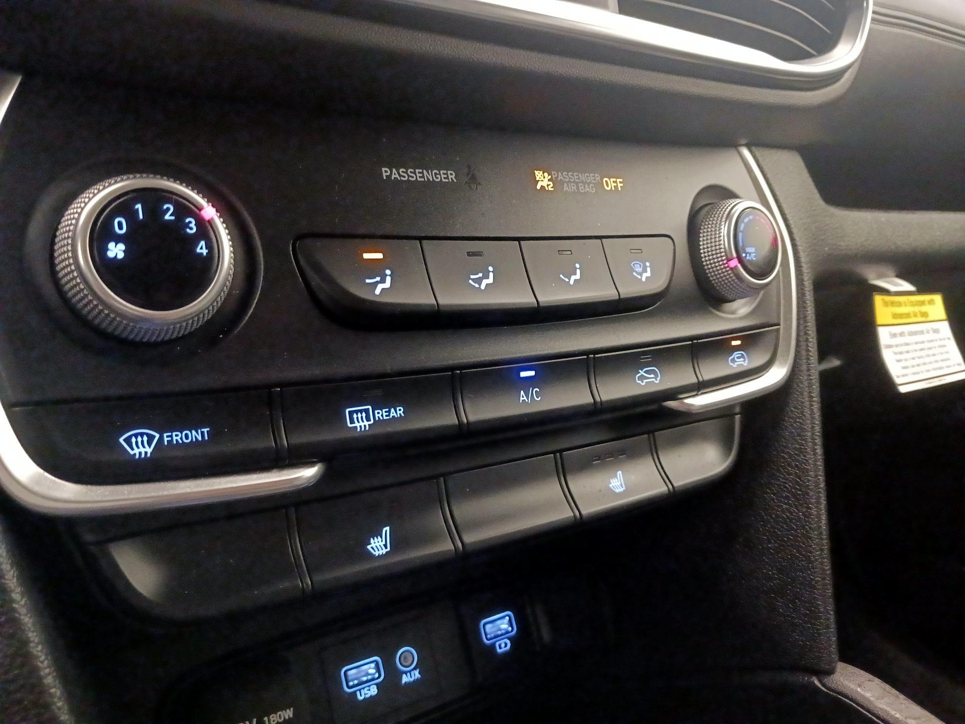 Thumbnail: 2020 Hyundai Santa Fe - 16