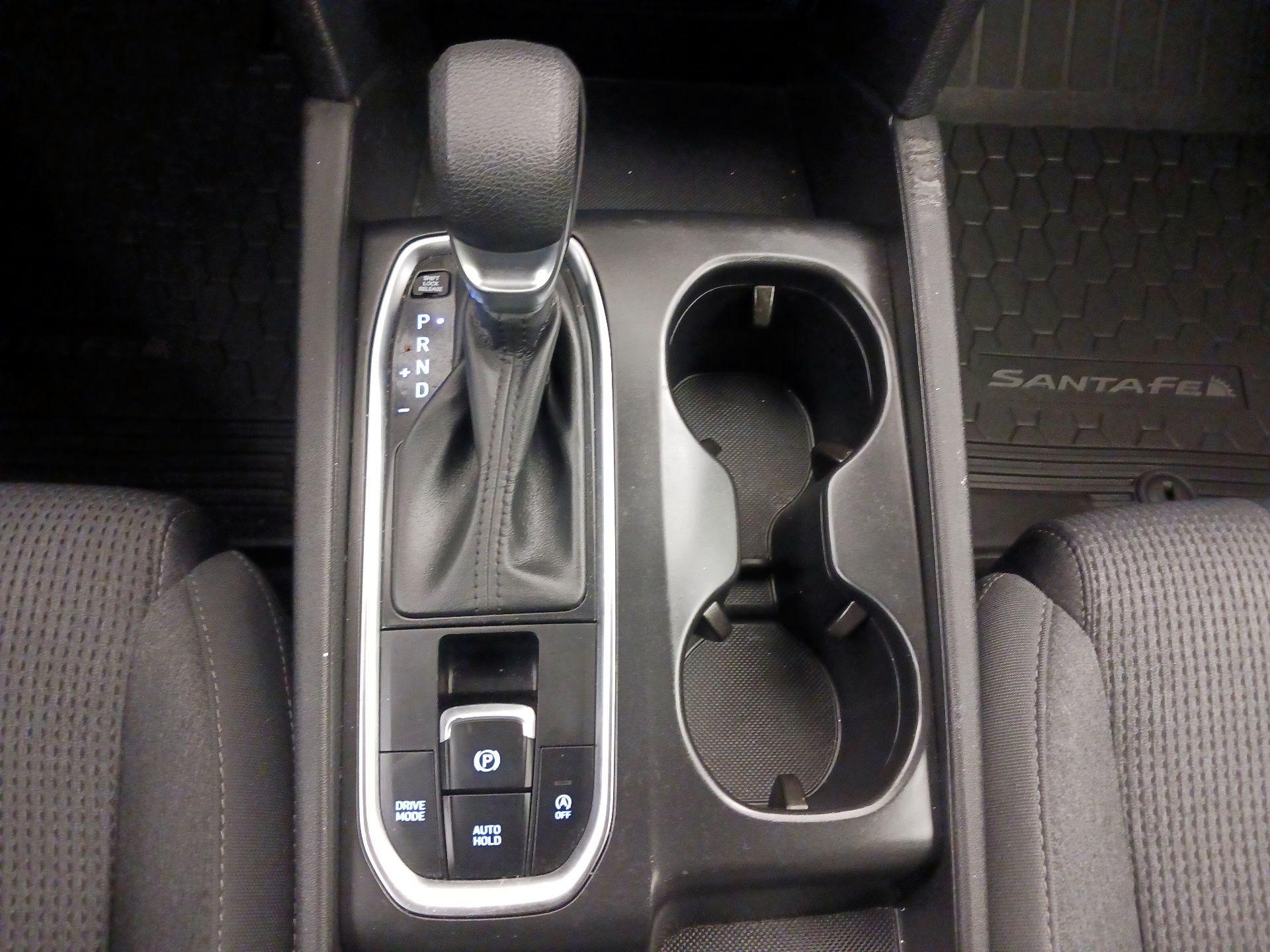 Thumbnail: 2020 Hyundai Santa Fe - 17