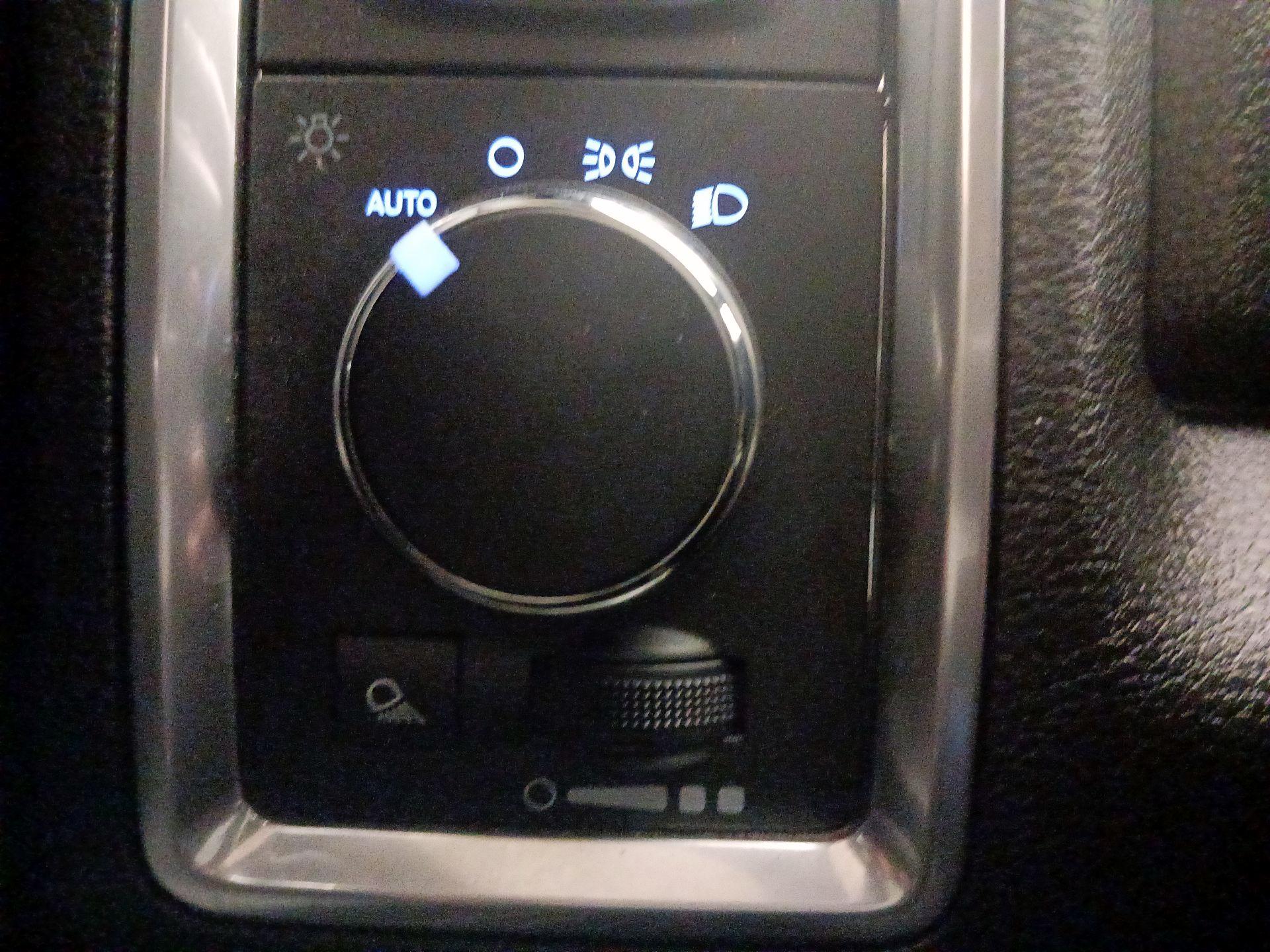 Thumbnail: 2023 RAM 1500 Classic - 13