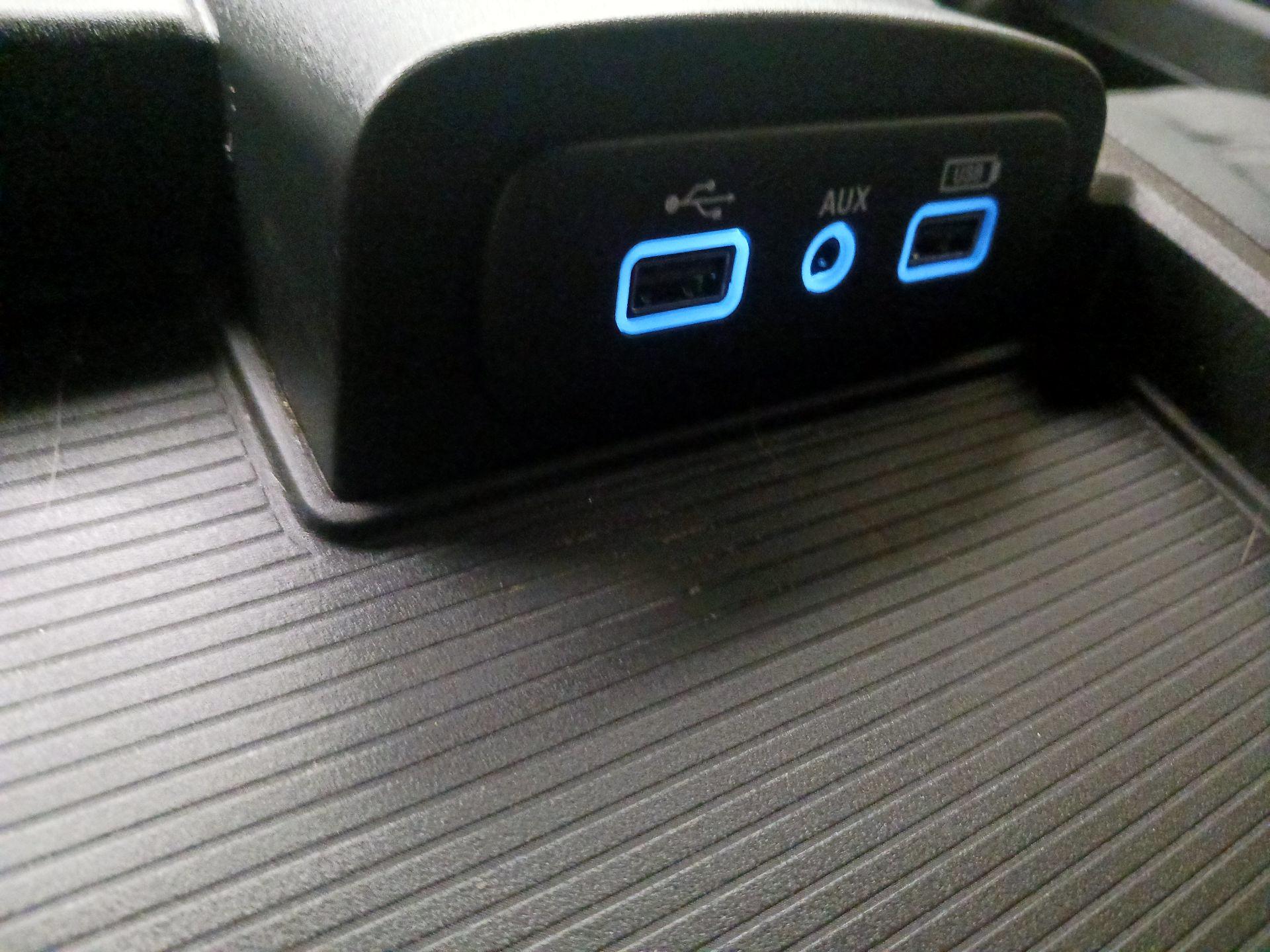 Thumbnail: 2023 RAM 1500 Classic - 18