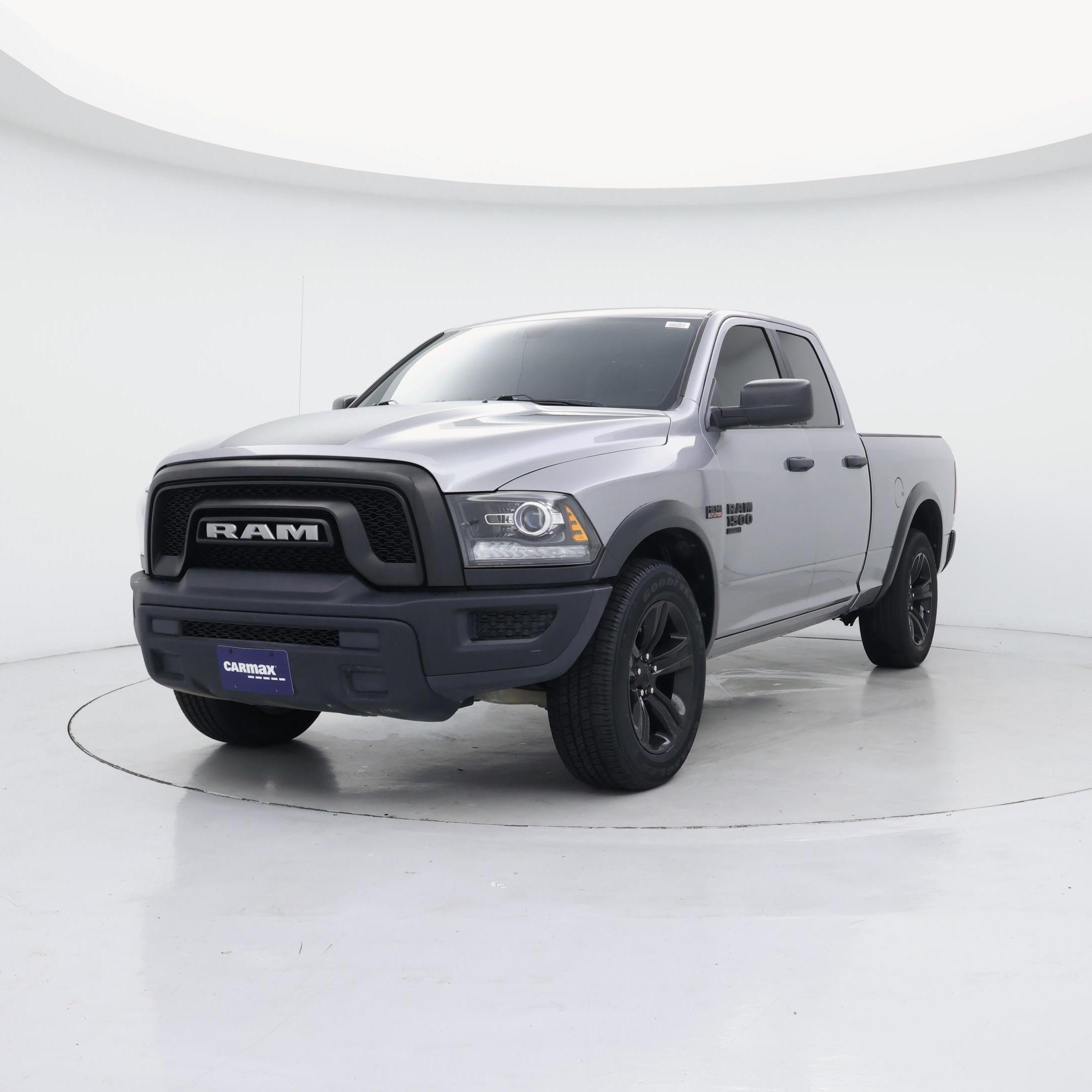 Thumbnail: 2023 RAM 1500 Classic - 4