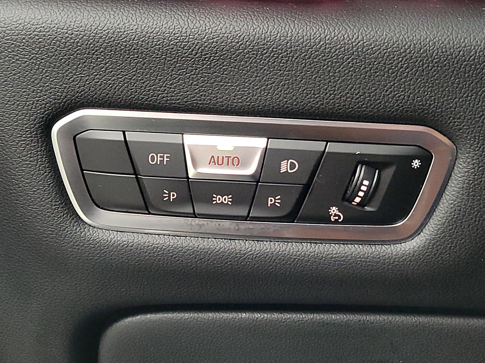 Thumbnail: 2022 BMW X5 - 13