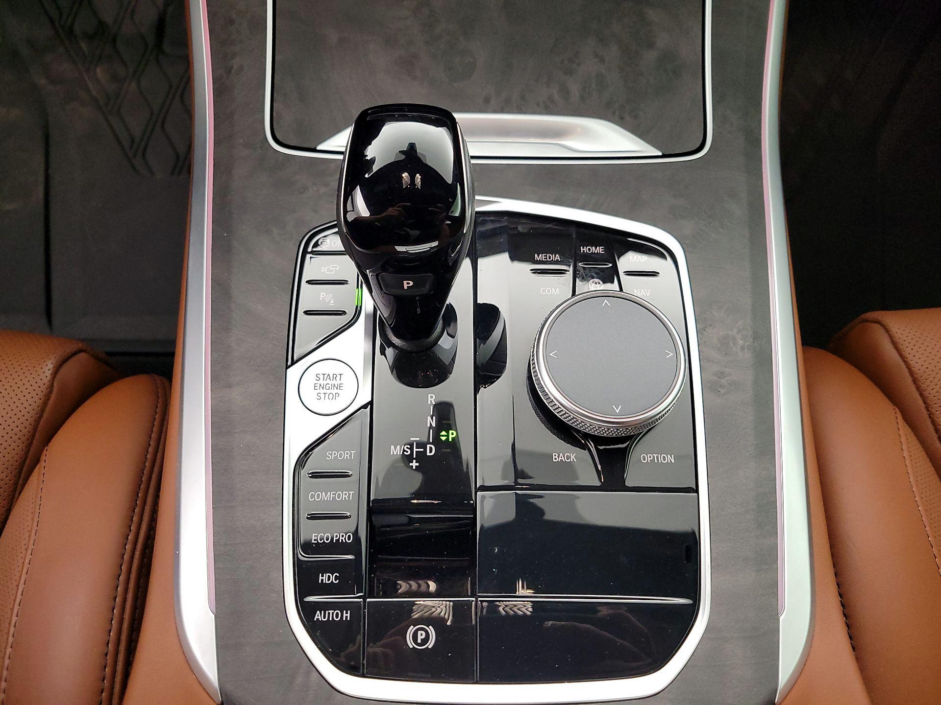 Thumbnail: 2022 BMW X5 - 18