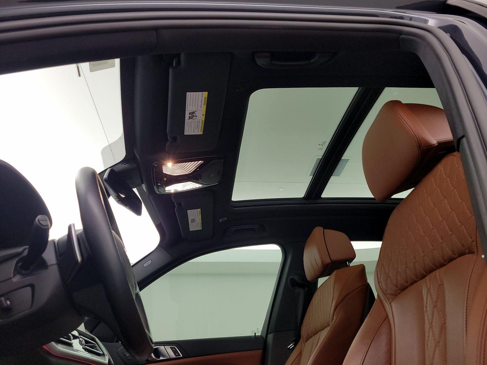 Thumbnail: 2022 BMW X5 - 20