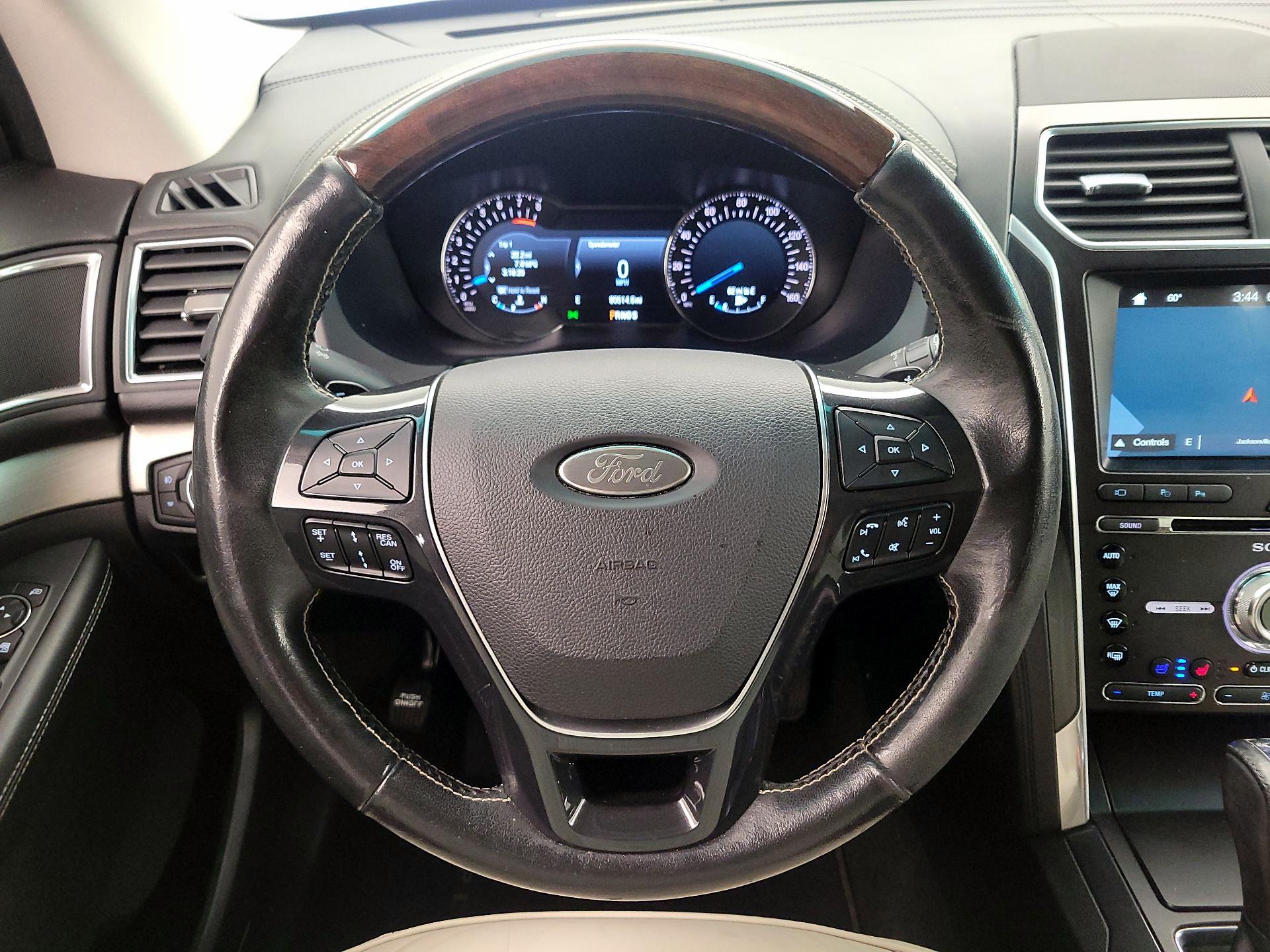 Thumbnail: 2017 Ford Explorer - 10