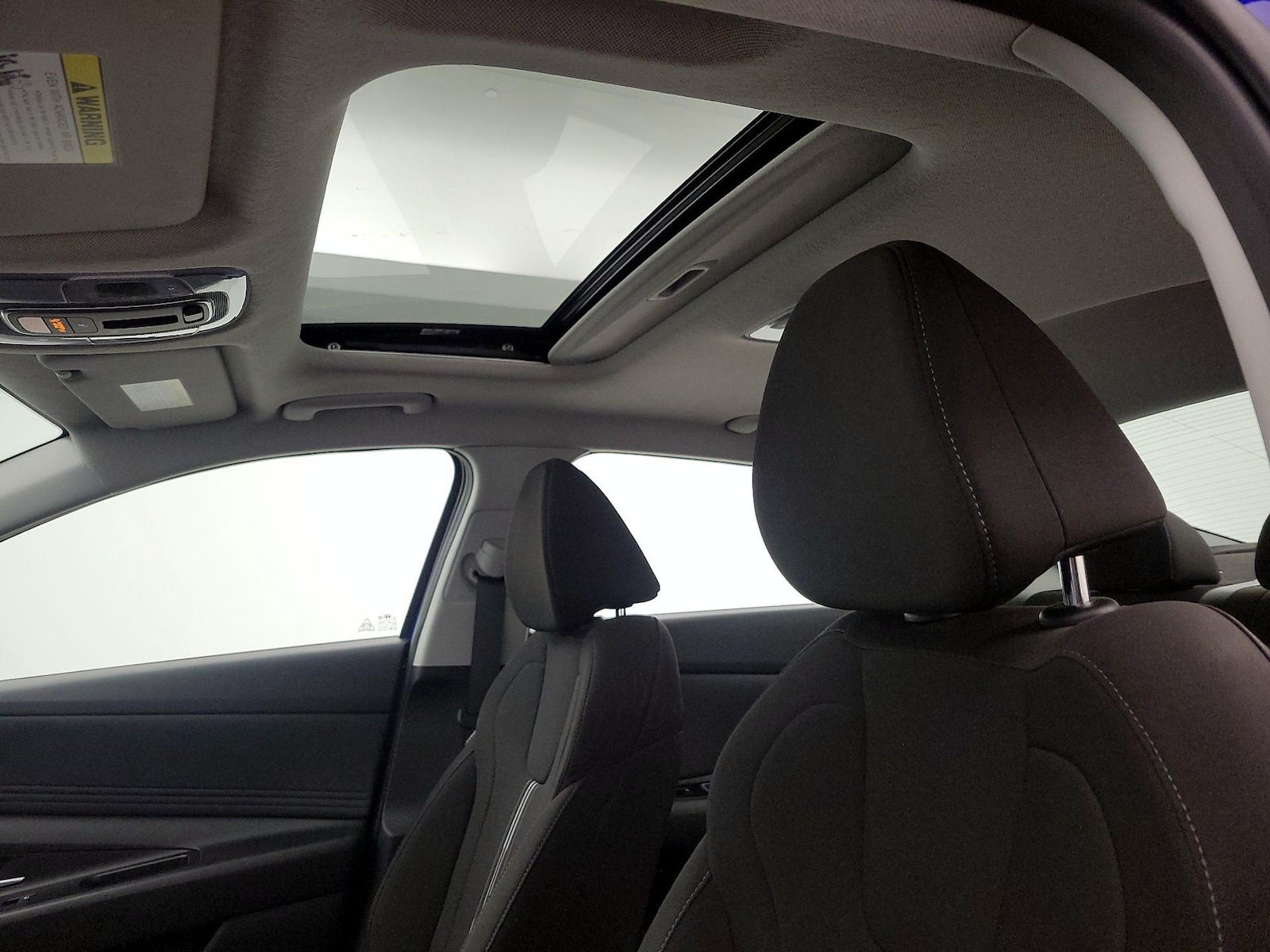 2024 Hyundai Elantra SEL - Photo 21