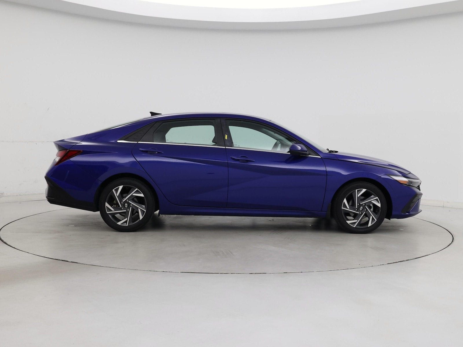2024 Hyundai Elantra SEL - Photo 8