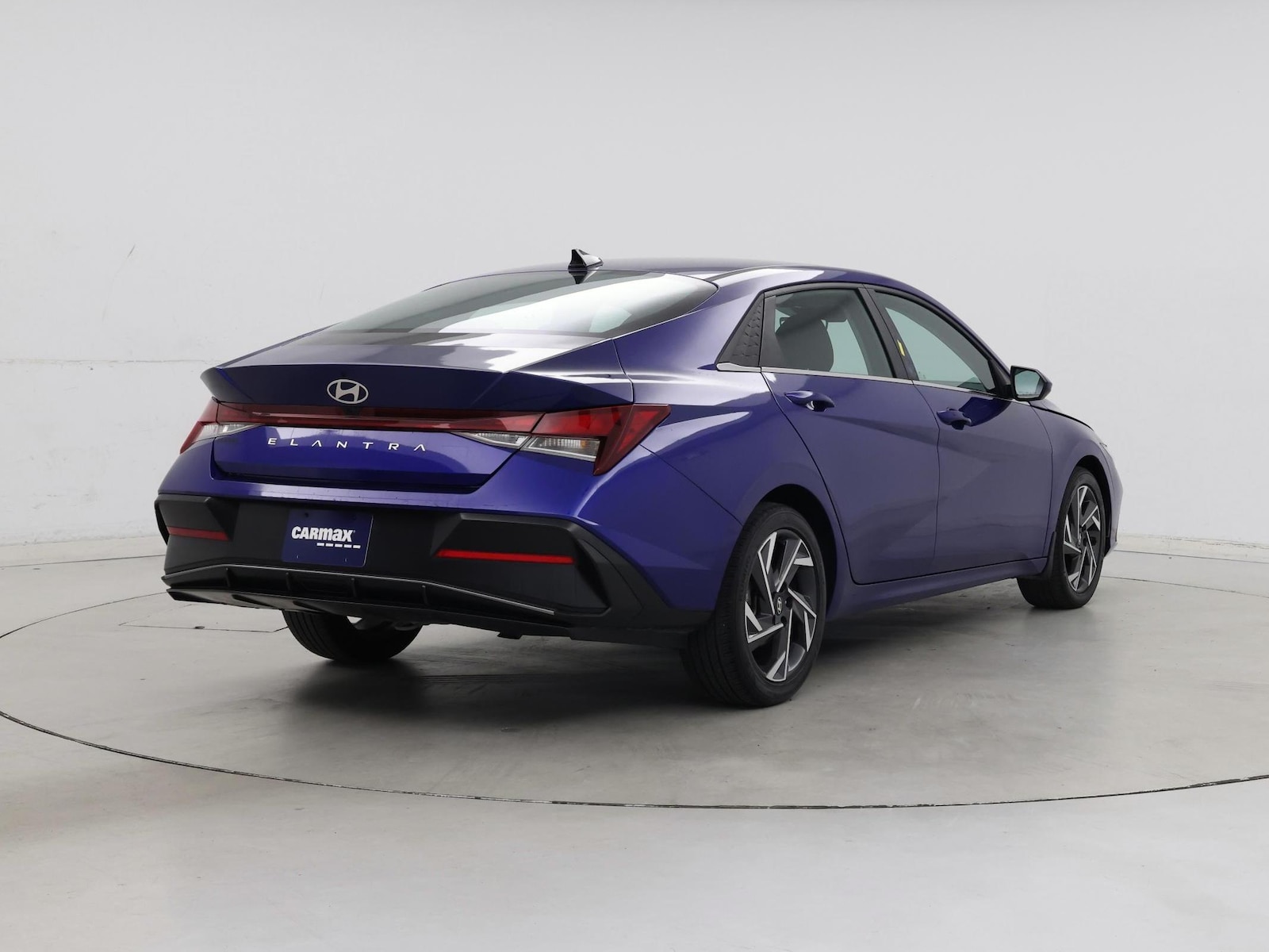 2024 Hyundai Elantra SEL - Photo 9