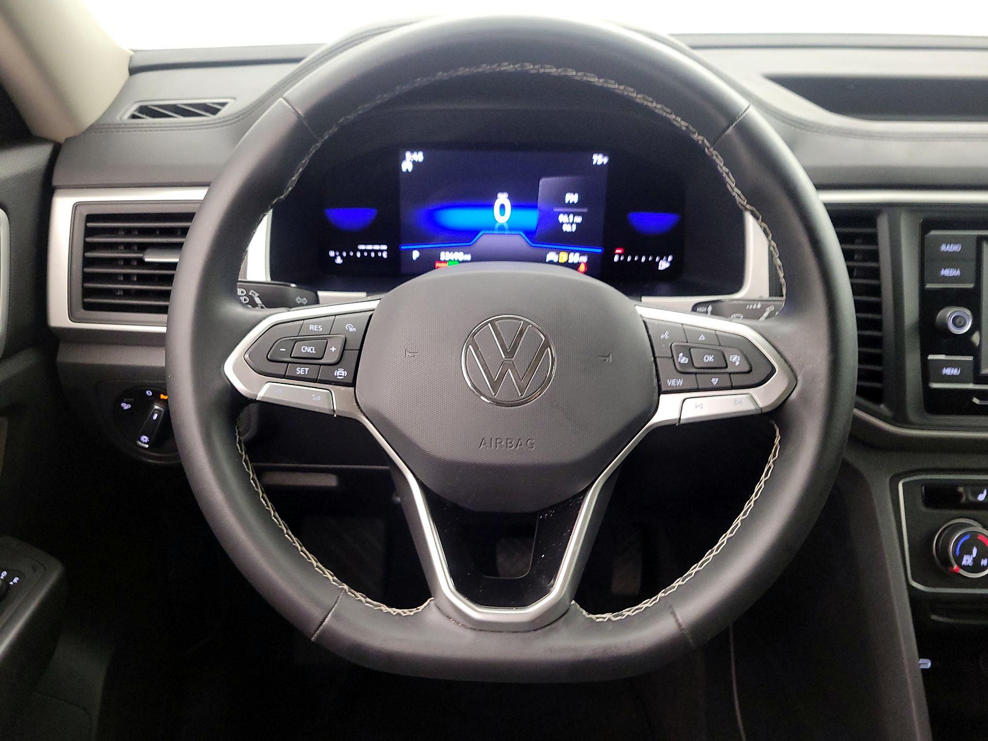 Thumbnail: 2023 Volkswagen Atlas - 10