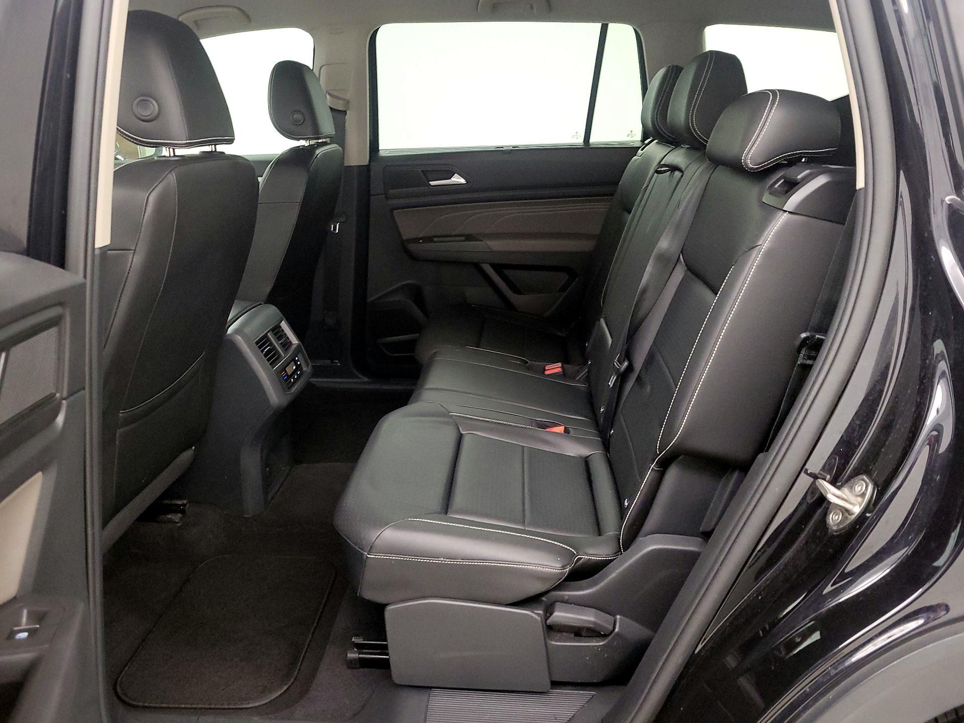 Thumbnail: 2023 Volkswagen Atlas - 19