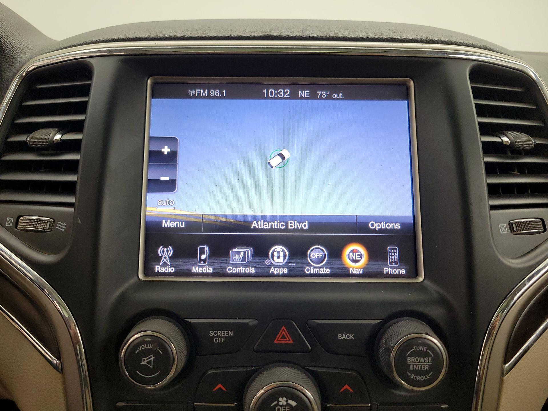 Thumbnail: 2014 Jeep Grand Cherokee - 14