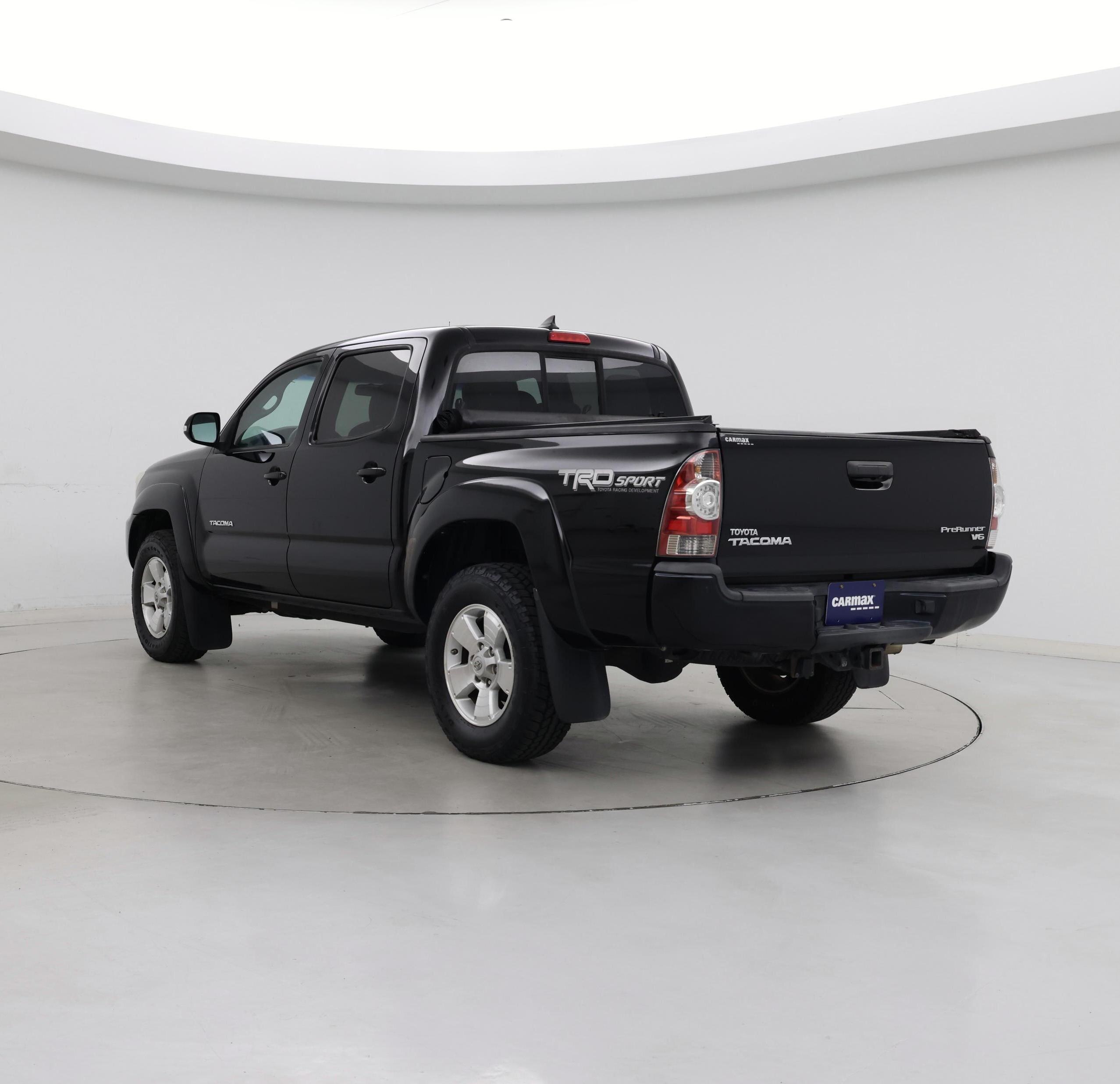 Thumbnail: 2015 Toyota Tacoma - 2