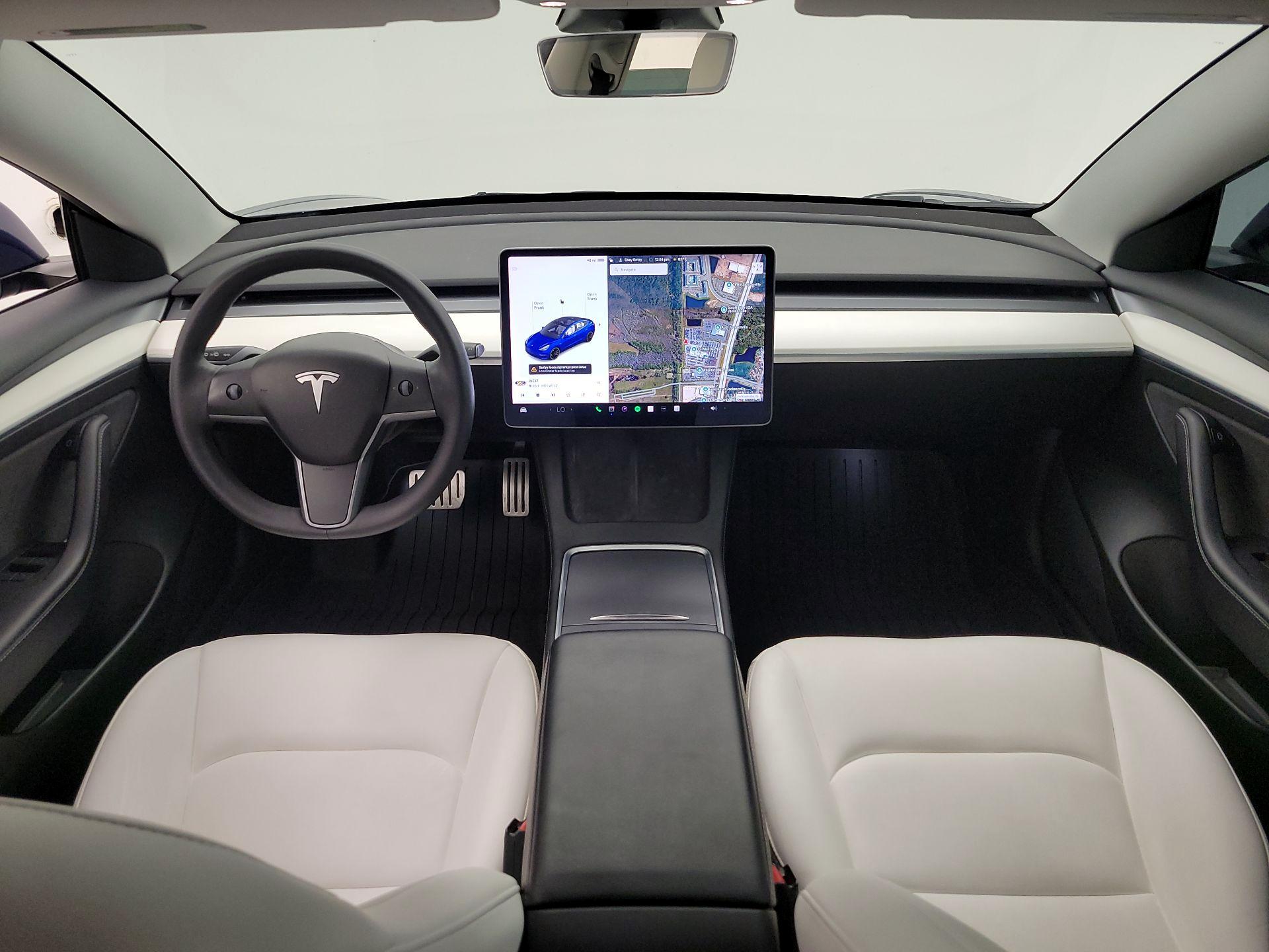 Thumbnail: 2022 Tesla Model 3 - 9