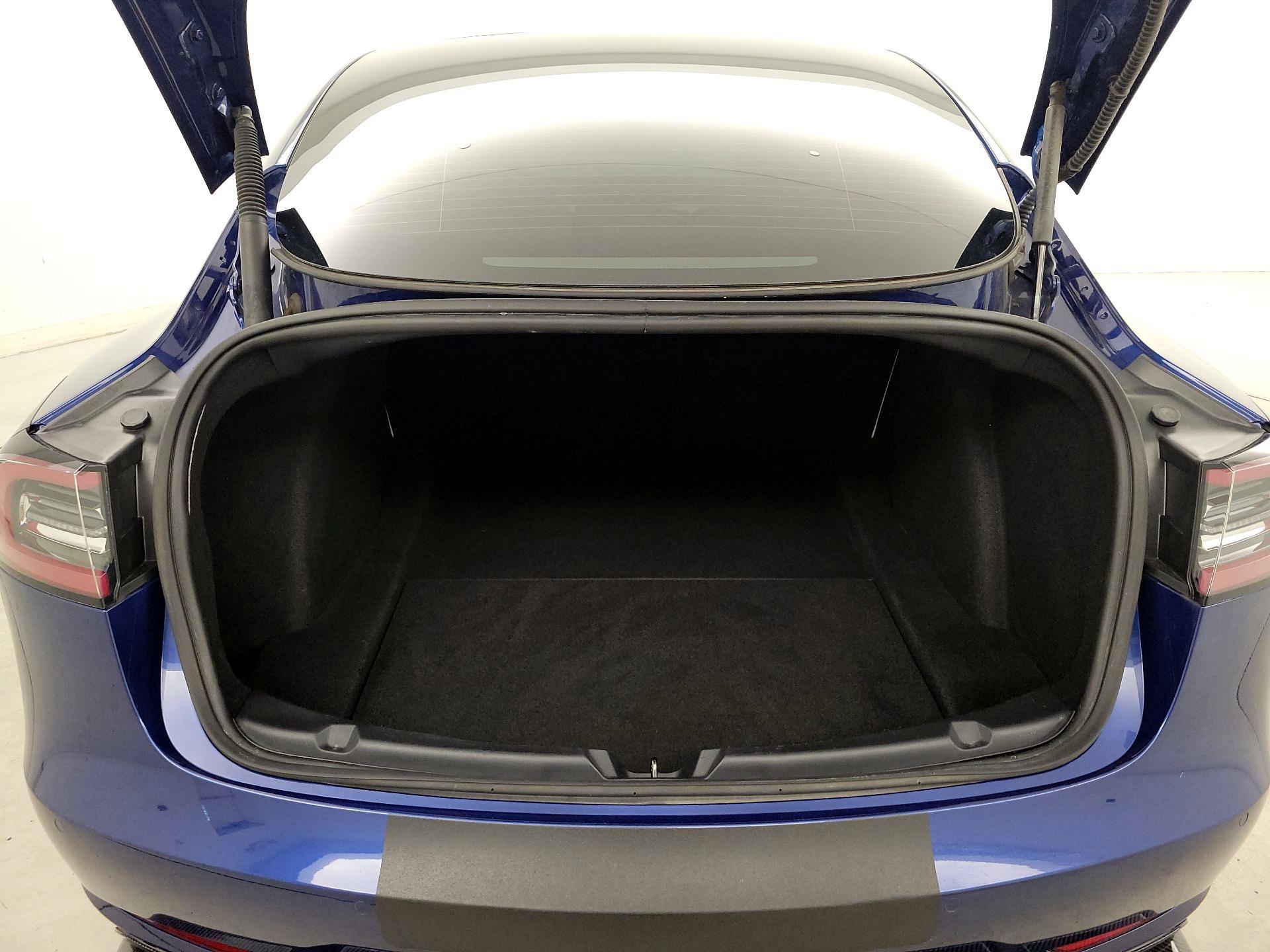 Thumbnail: 2022 Tesla Model 3 - 20