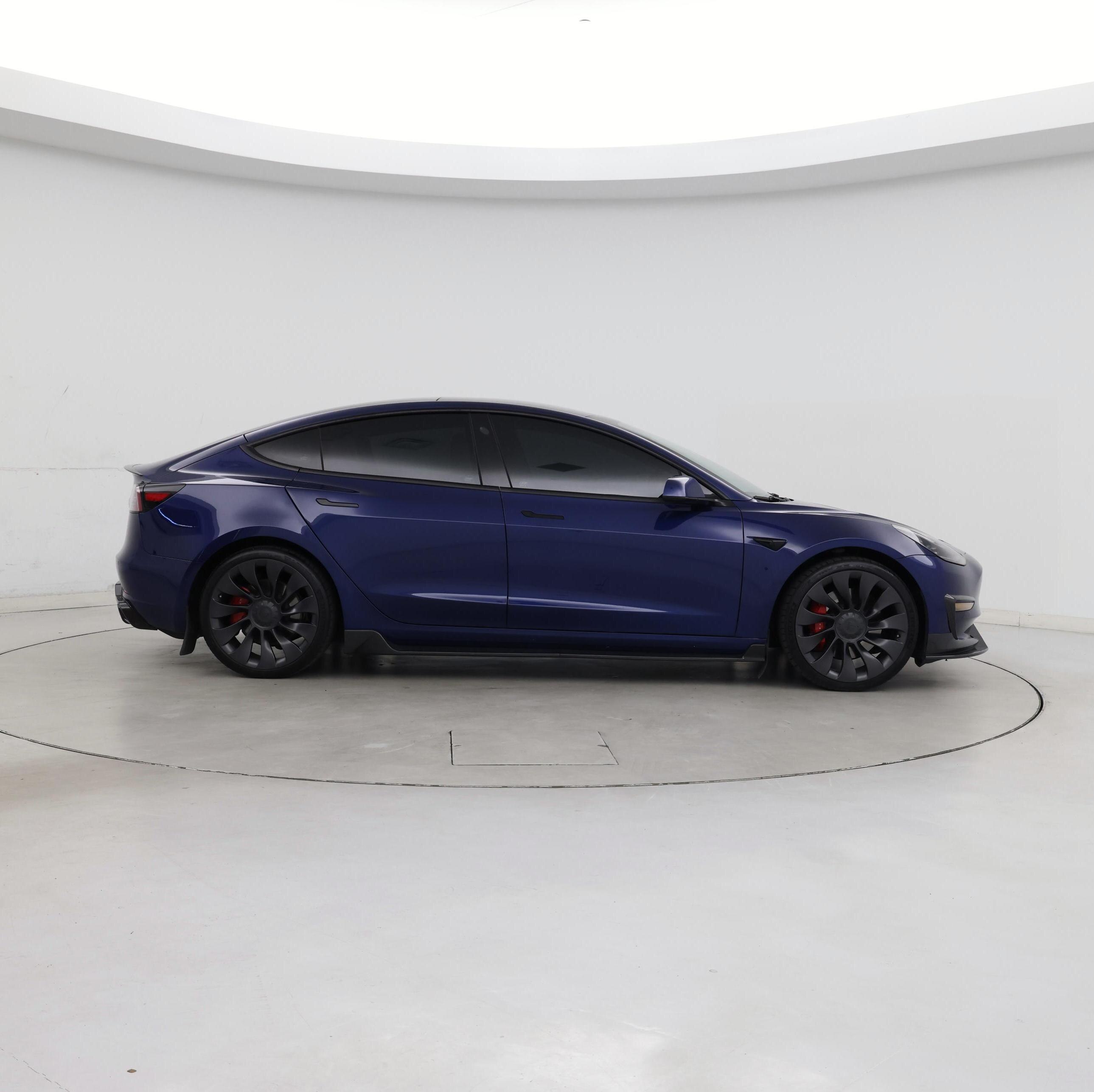 Thumbnail: 2022 Tesla Model 3 - 7