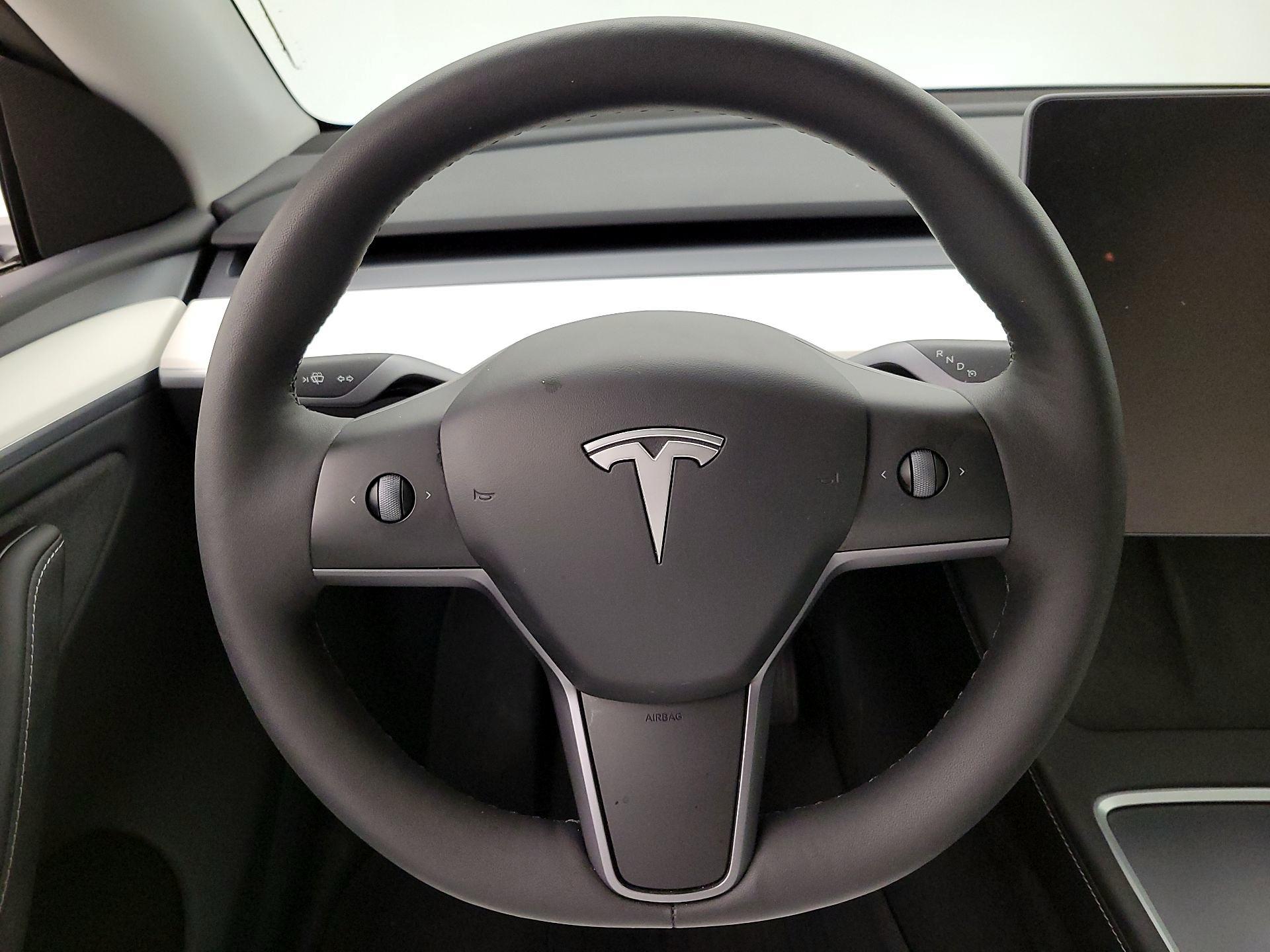 Thumbnail: 2024 Tesla Model Y - 10