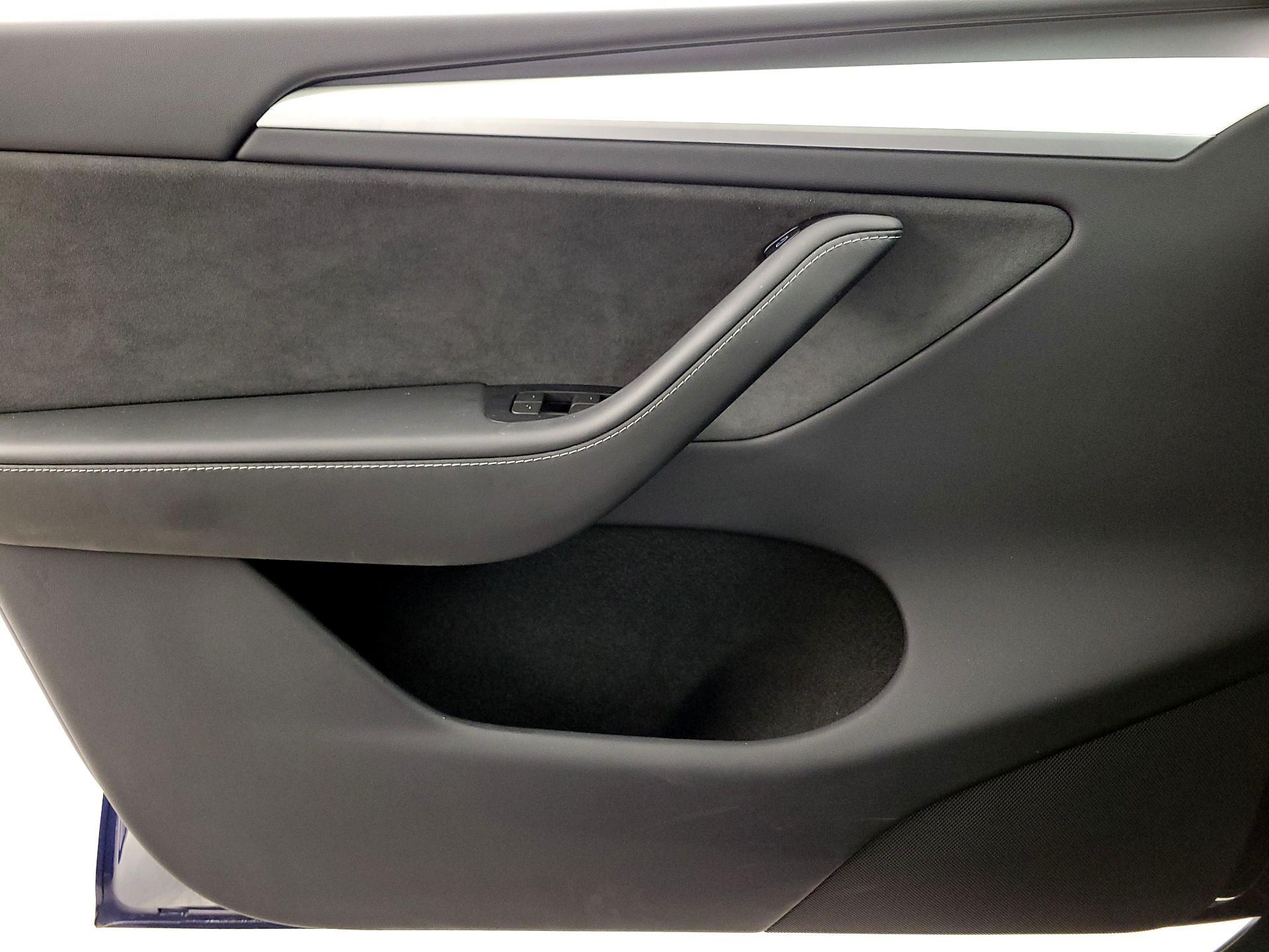 Thumbnail: 2024 Tesla Model Y - 12