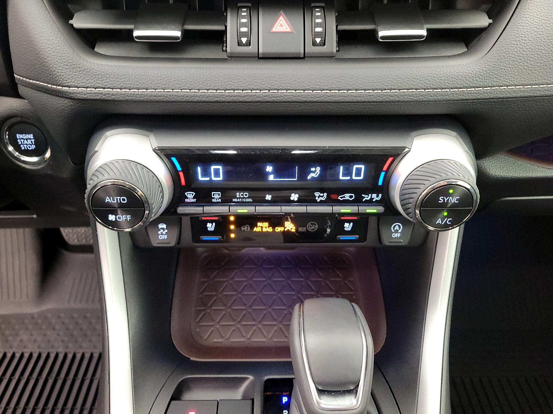 Thumbnail: 2025 Toyota RAV4 - 16