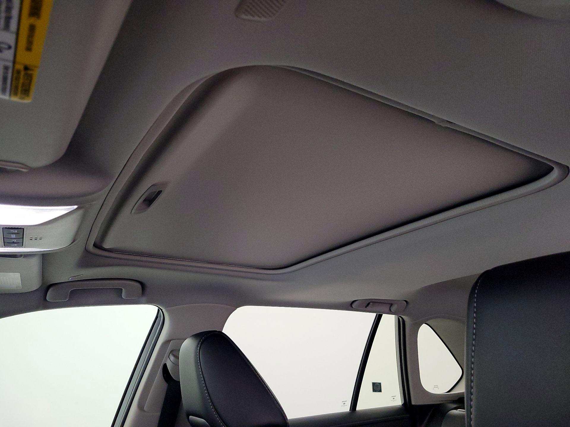 Thumbnail: 2025 Toyota RAV4 - 19