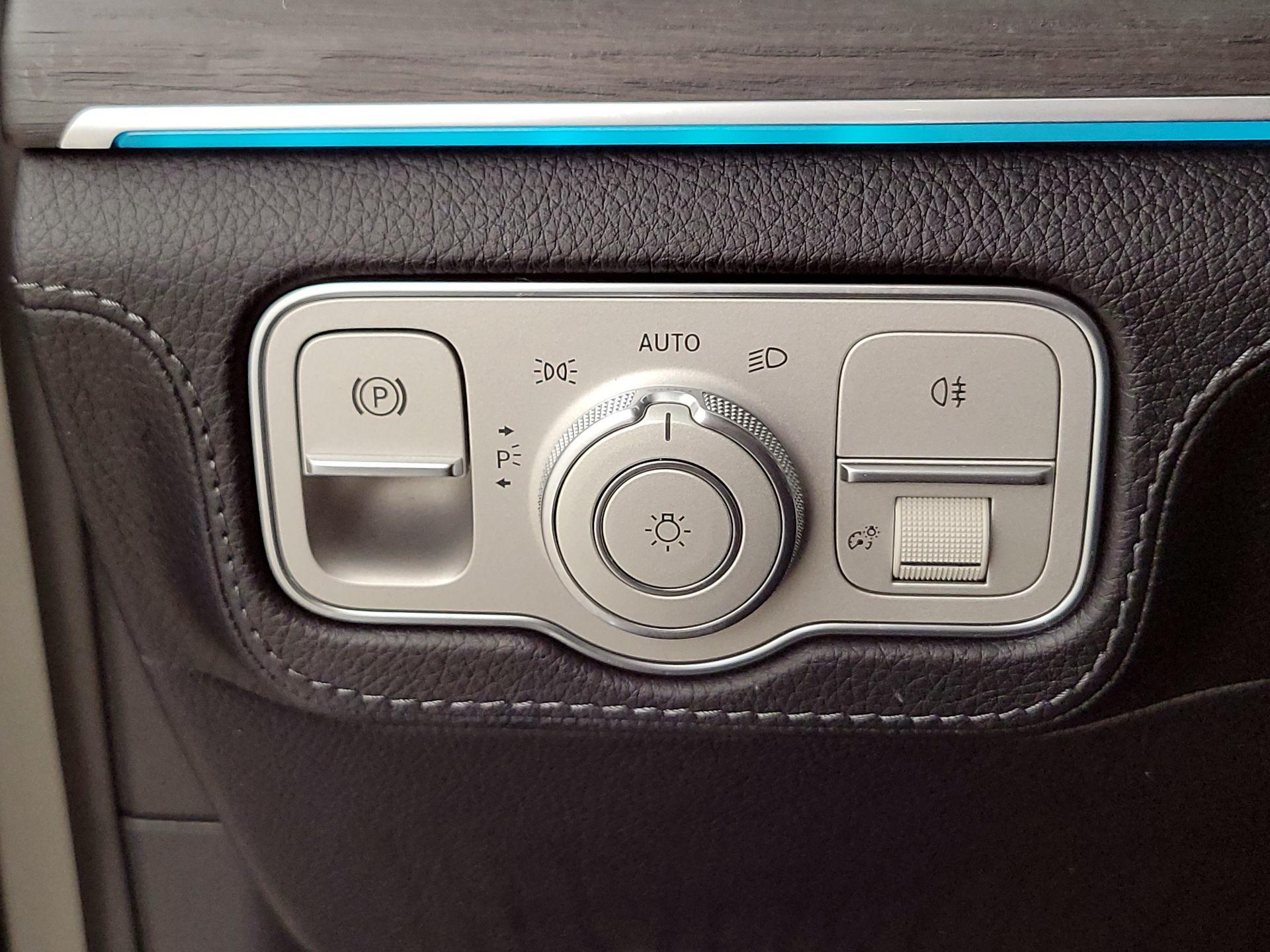 Thumbnail: 2021 Mercedes-Benz GLE - 13