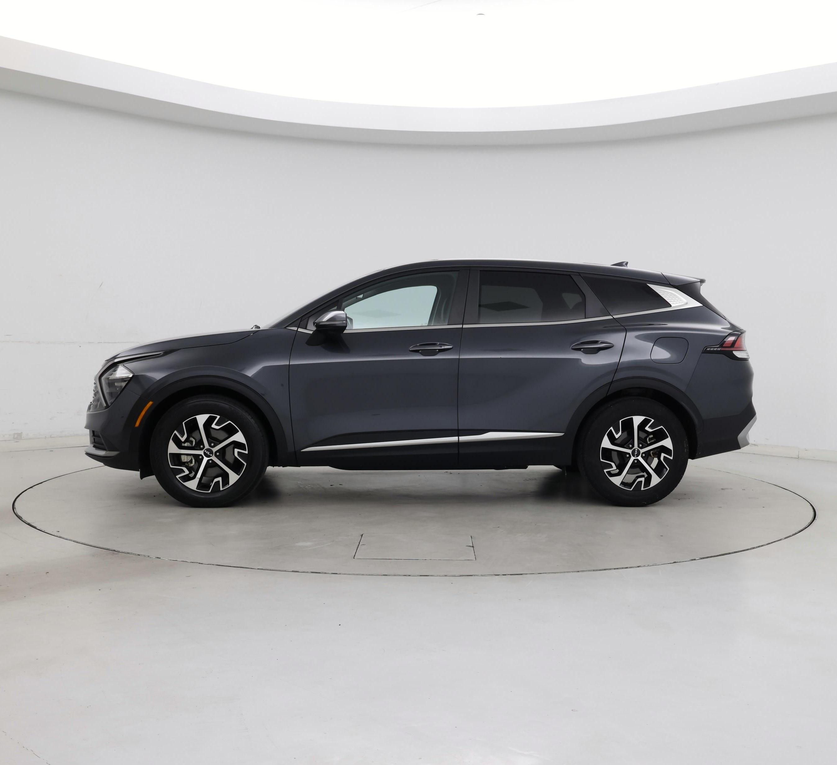 Thumbnail: 2023 Kia Sportage - 3