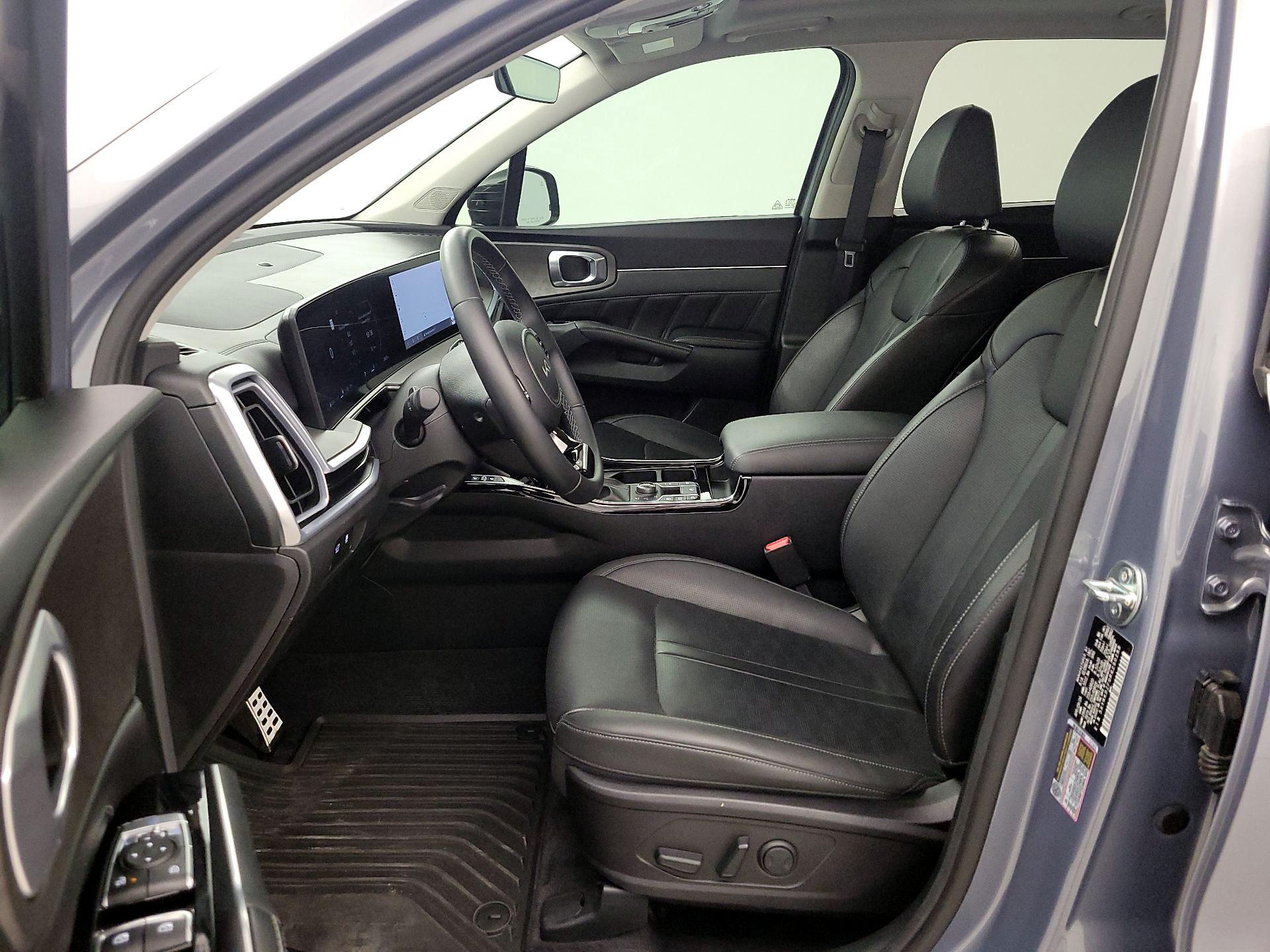 Thumbnail: 2024 Kia Sorento - 11