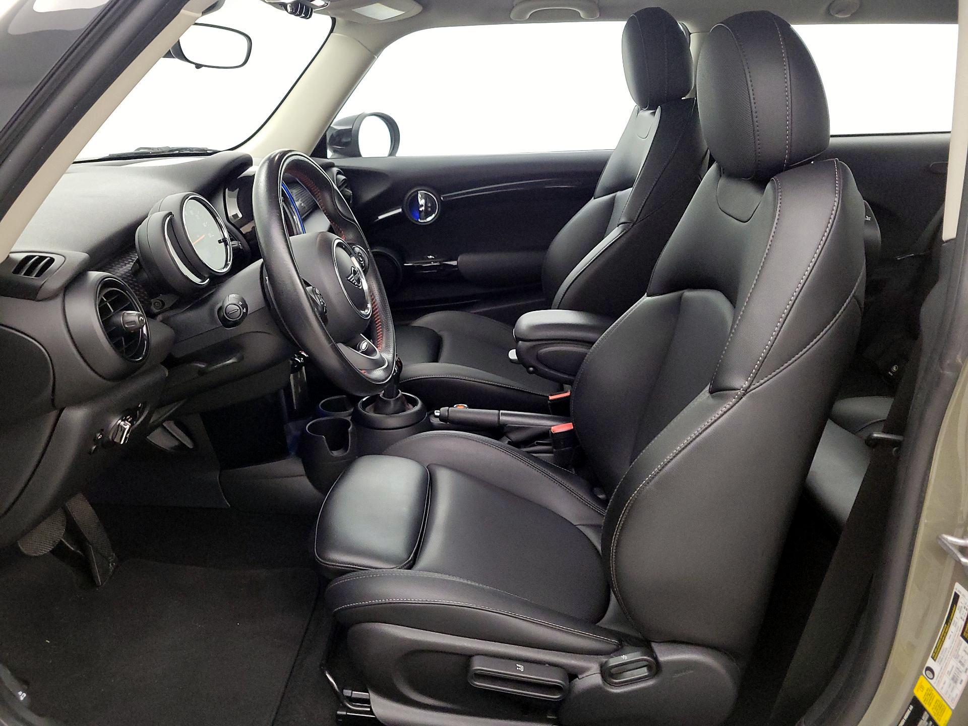 Thumbnail: 2021 MINI Cooper Hardtop - 11