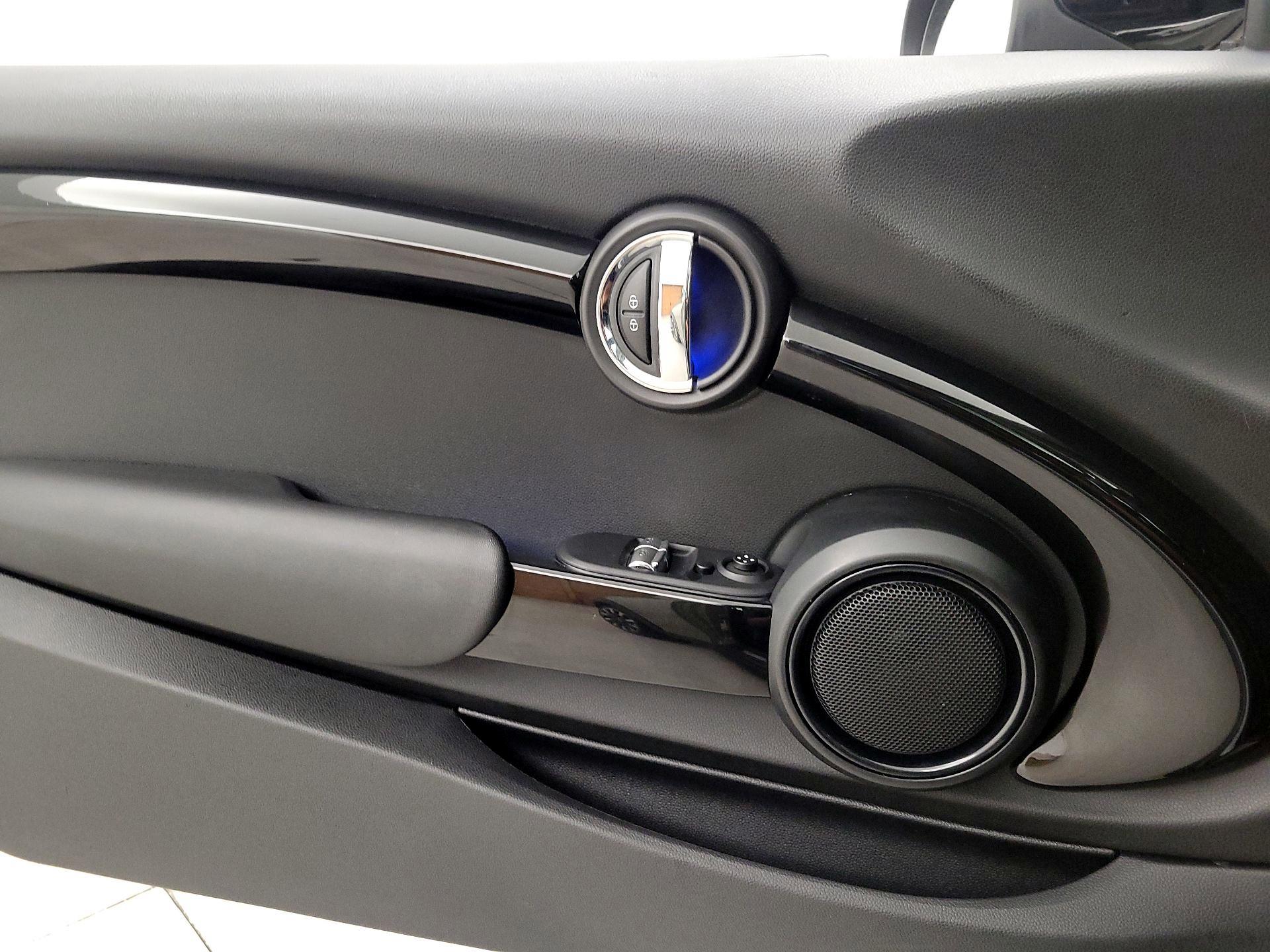 Thumbnail: 2021 MINI Cooper Hardtop - 12