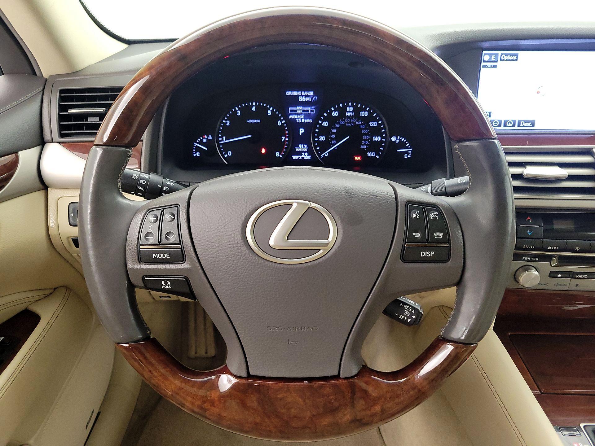 Thumbnail: 2015 Lexus LS - 10