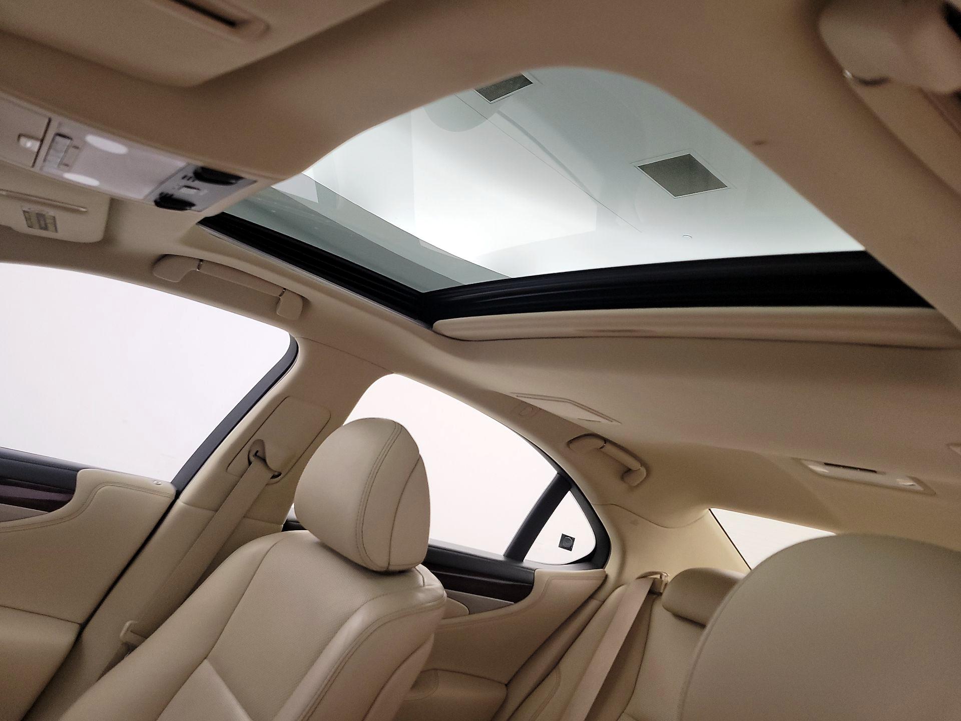 Thumbnail: 2015 Lexus LS - 19