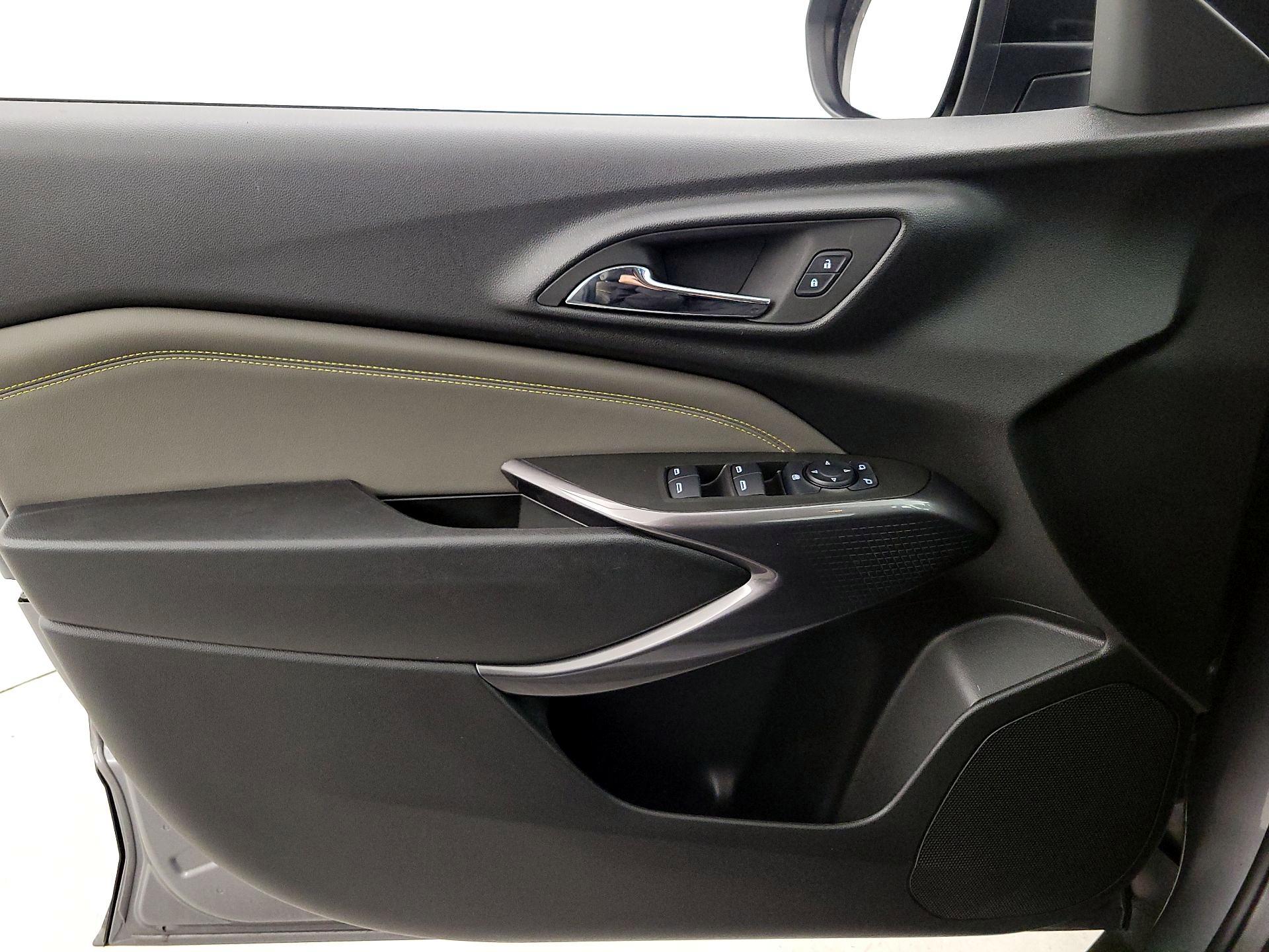 Thumbnail: 2025 Chevrolet Trax - 12