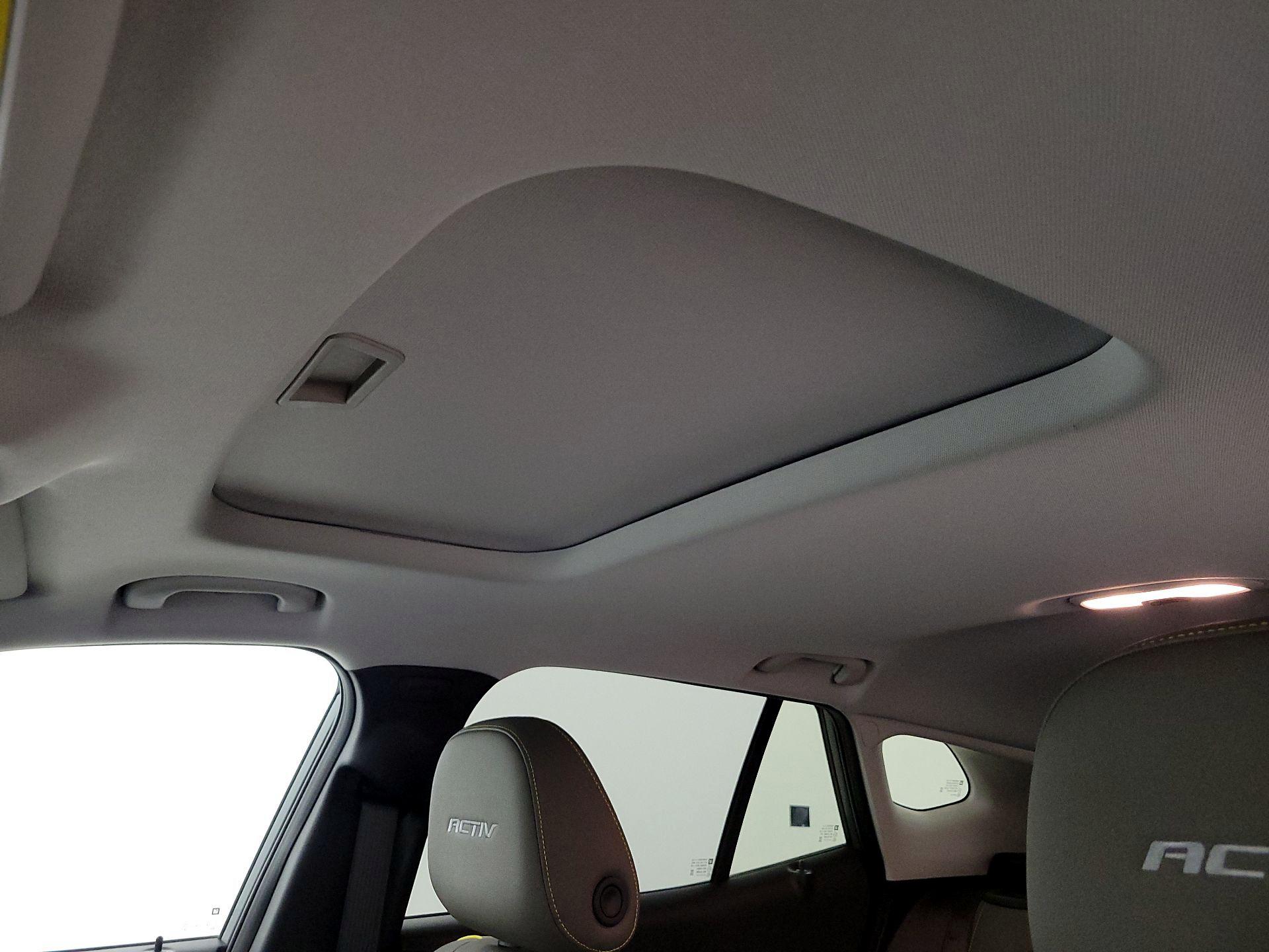 Thumbnail: 2025 Chevrolet Trax - 19