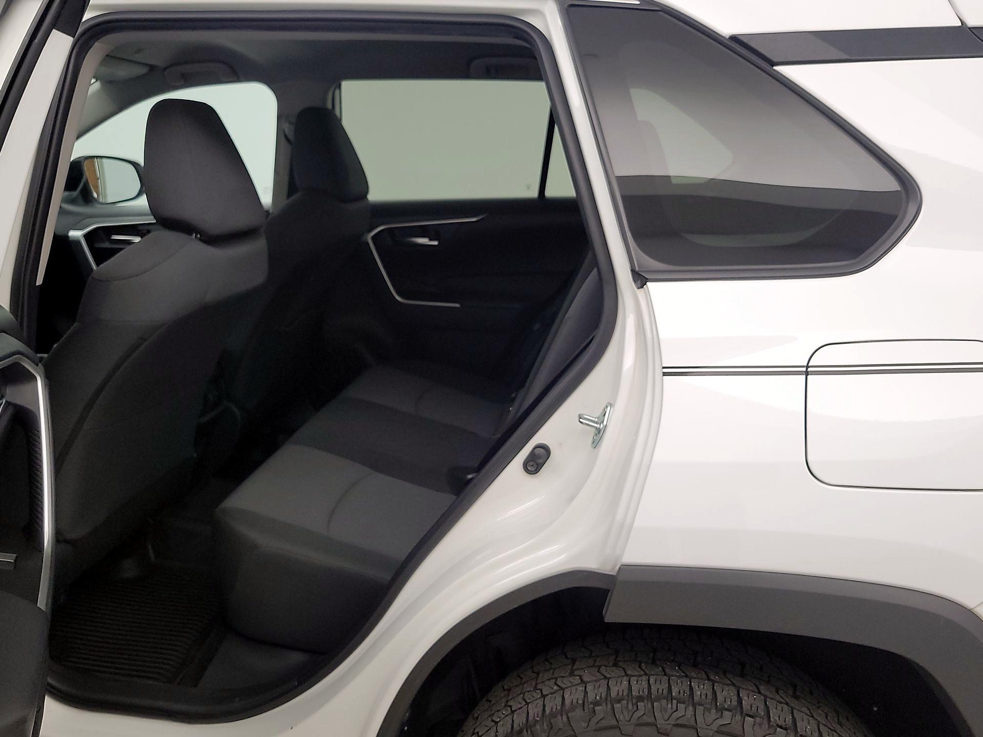 Thumbnail: 2024 Toyota RAV4 - 19