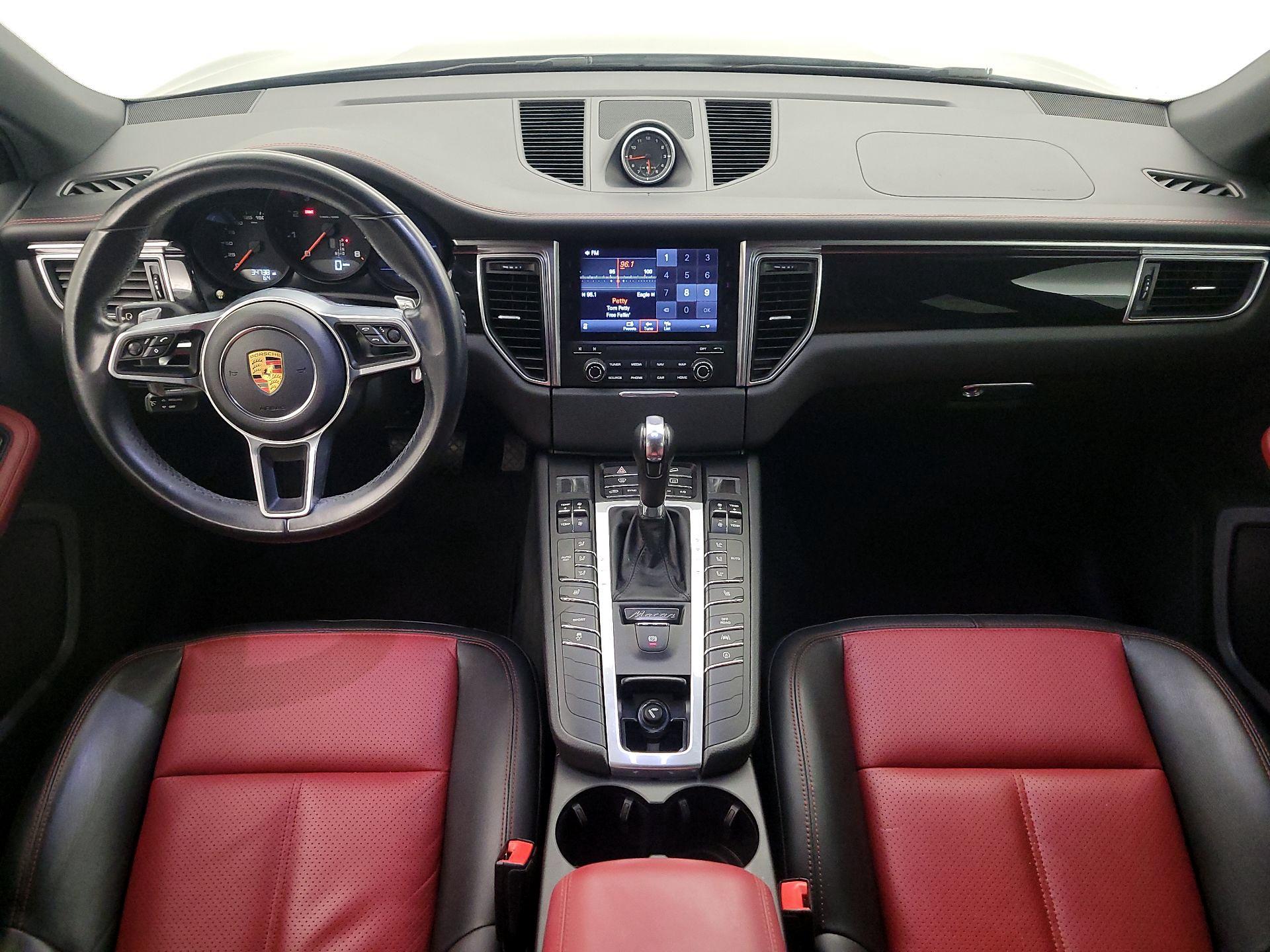 Thumbnail: 2018 Porsche Macan - 9