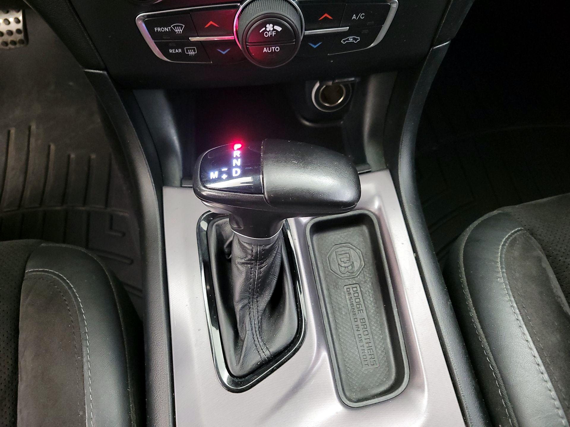 Thumbnail: 2020 Dodge Charger - 17