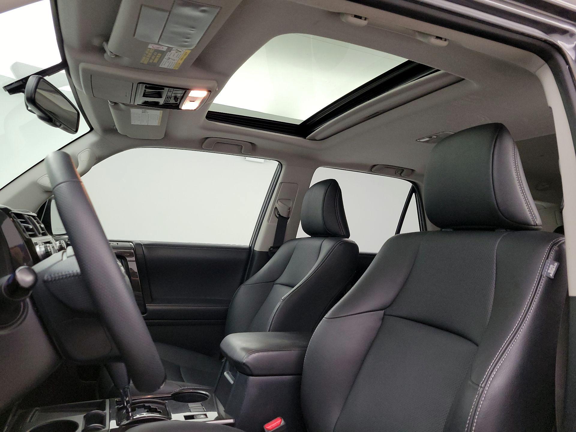 Thumbnail: 2019 Toyota 4Runner - 19