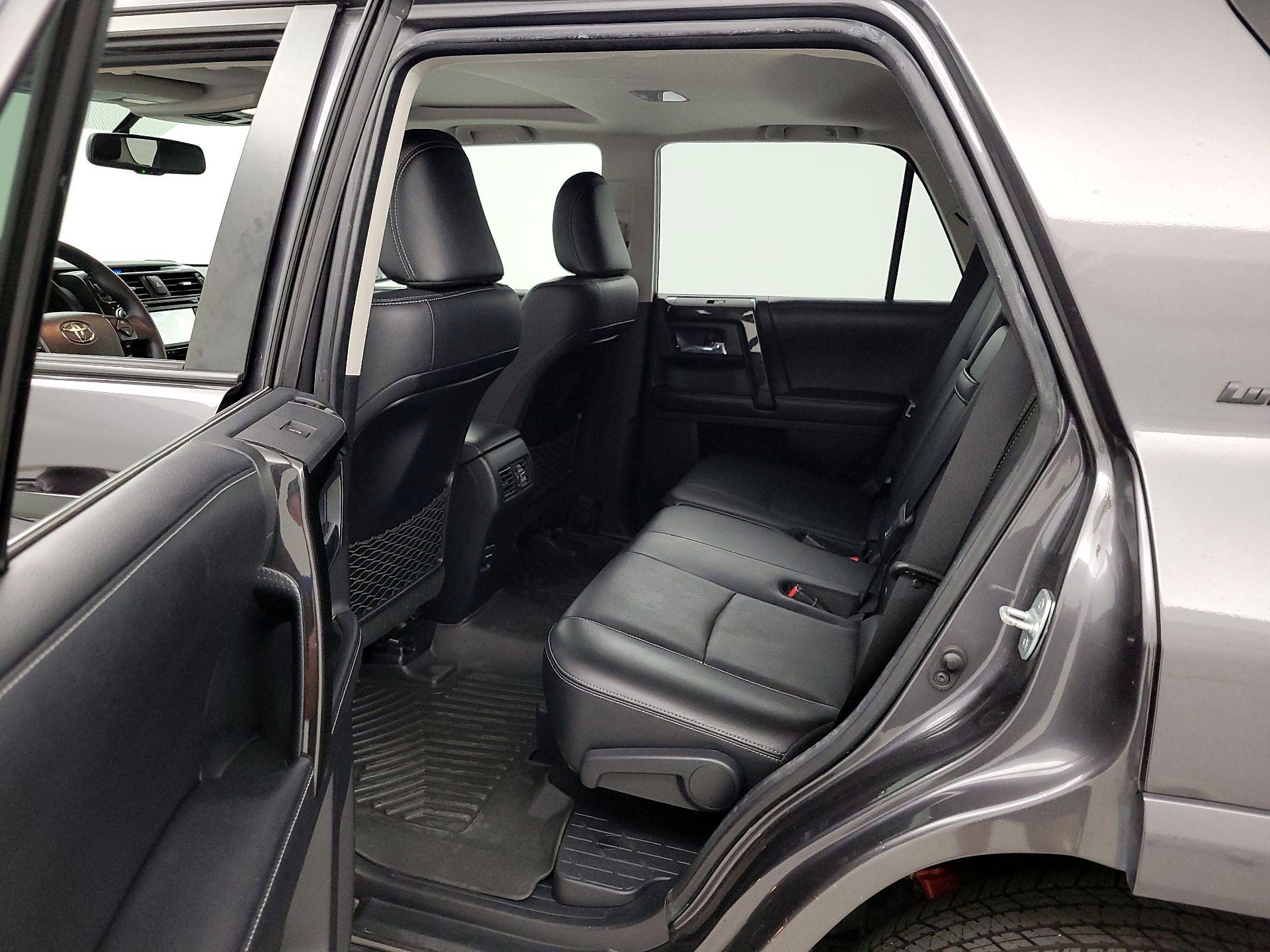 Thumbnail: 2019 Toyota 4Runner - 20