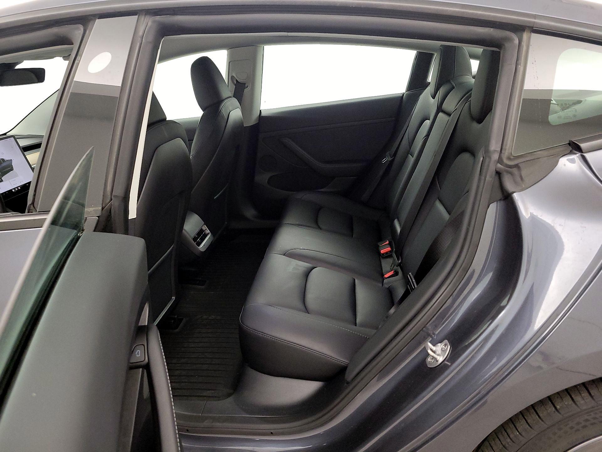 Thumbnail: 2023 Tesla Model 3 - 20