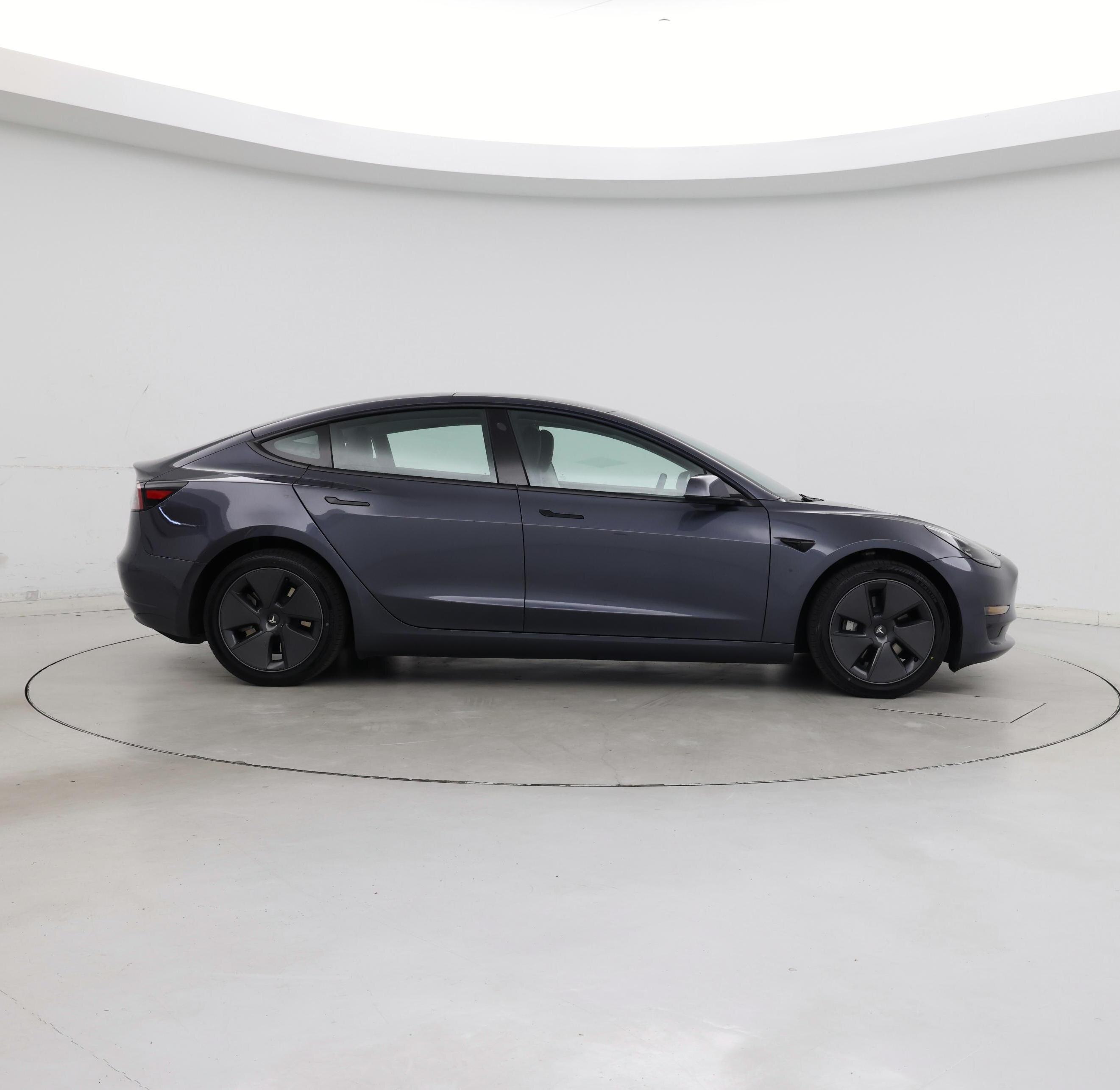 Thumbnail: 2023 Tesla Model 3 - 7