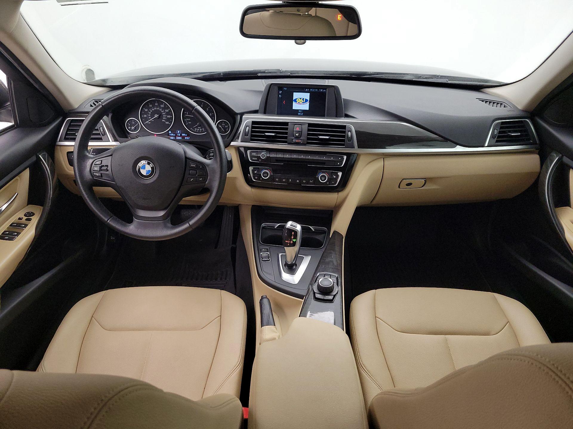Thumbnail: 2018 BMW 3 Series - 9