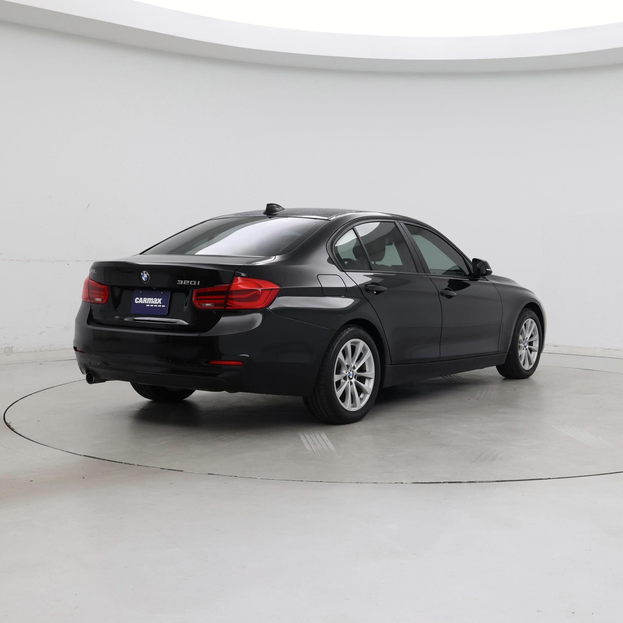 Thumbnail: 2018 BMW 3 Series - 8