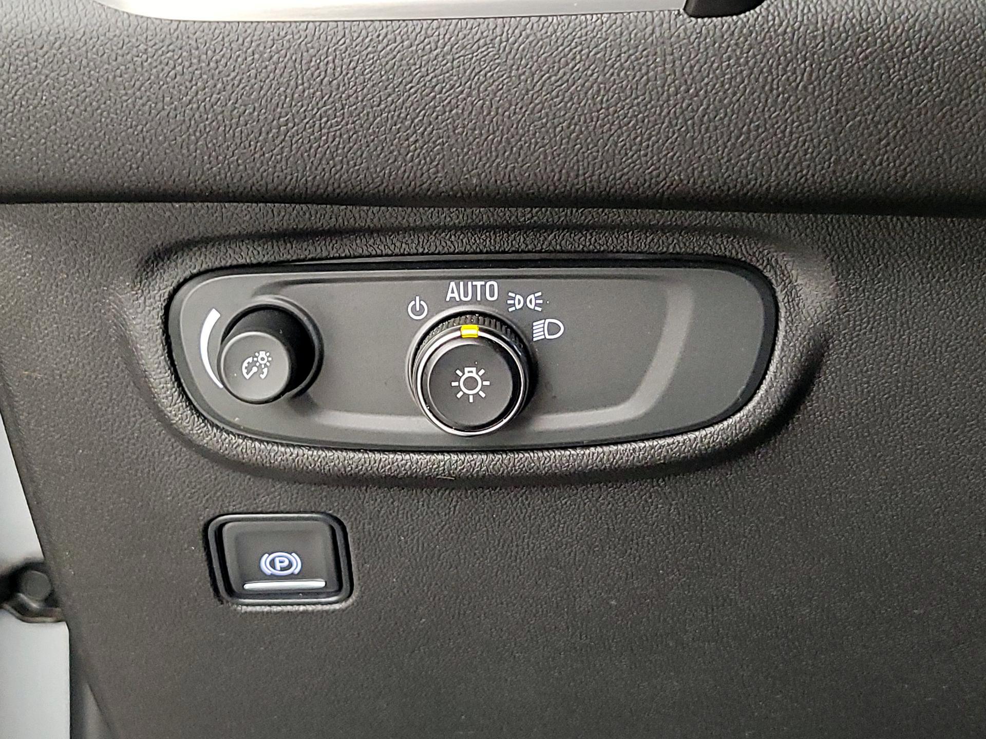 Thumbnail: 2022 GMC Terrain - 13